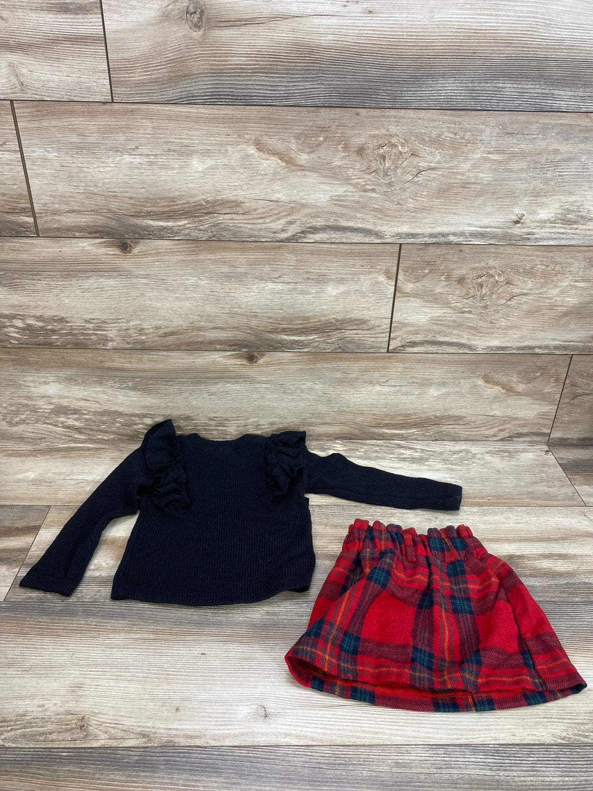 BMG 2pc Ruffle Sweater & Plaid Skirt Black sz 2-3T