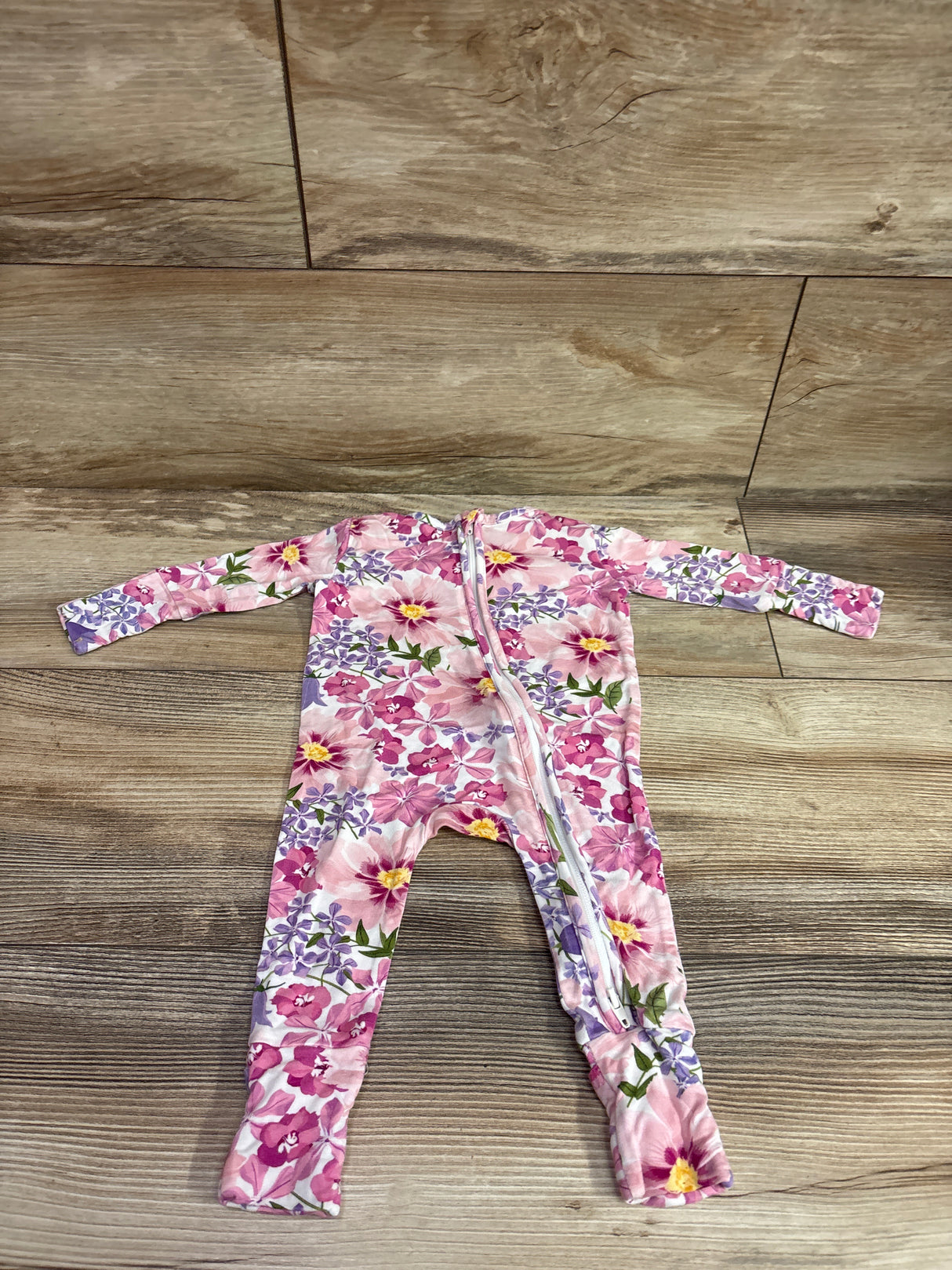 PoshTot Floral Bamboo Convertible Sleeper Pink sz 0-3m