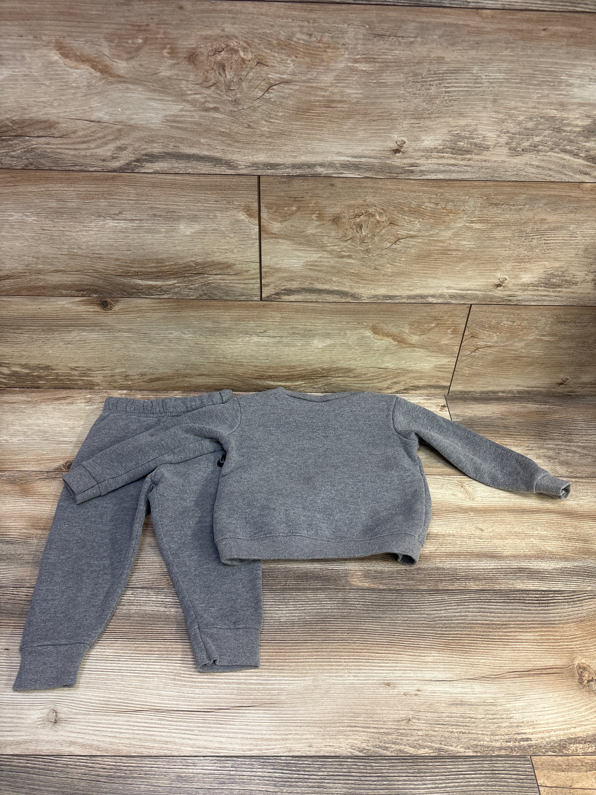 Nike 2pc Pullover Sweatshirt & Joggers Set Grey sz 24m