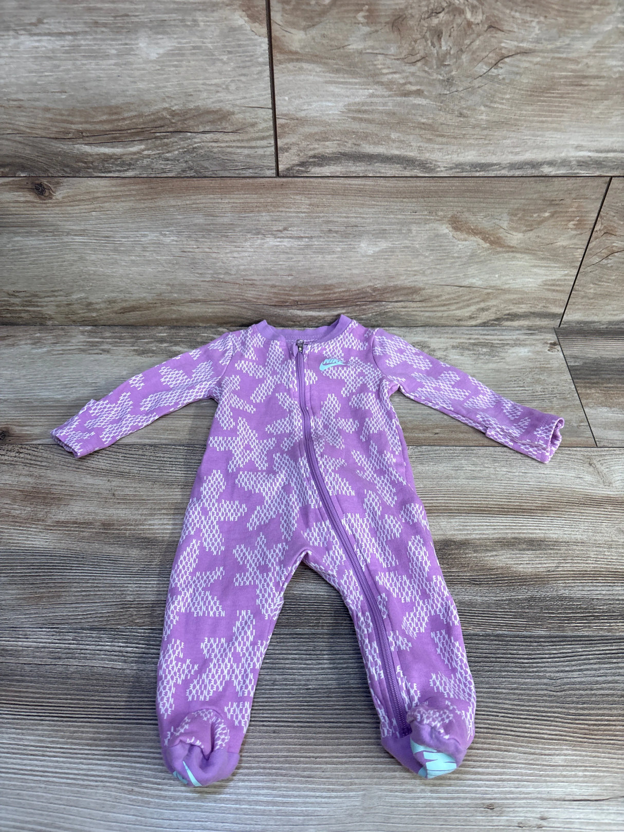 Nike Sleeper Purple sz 3m