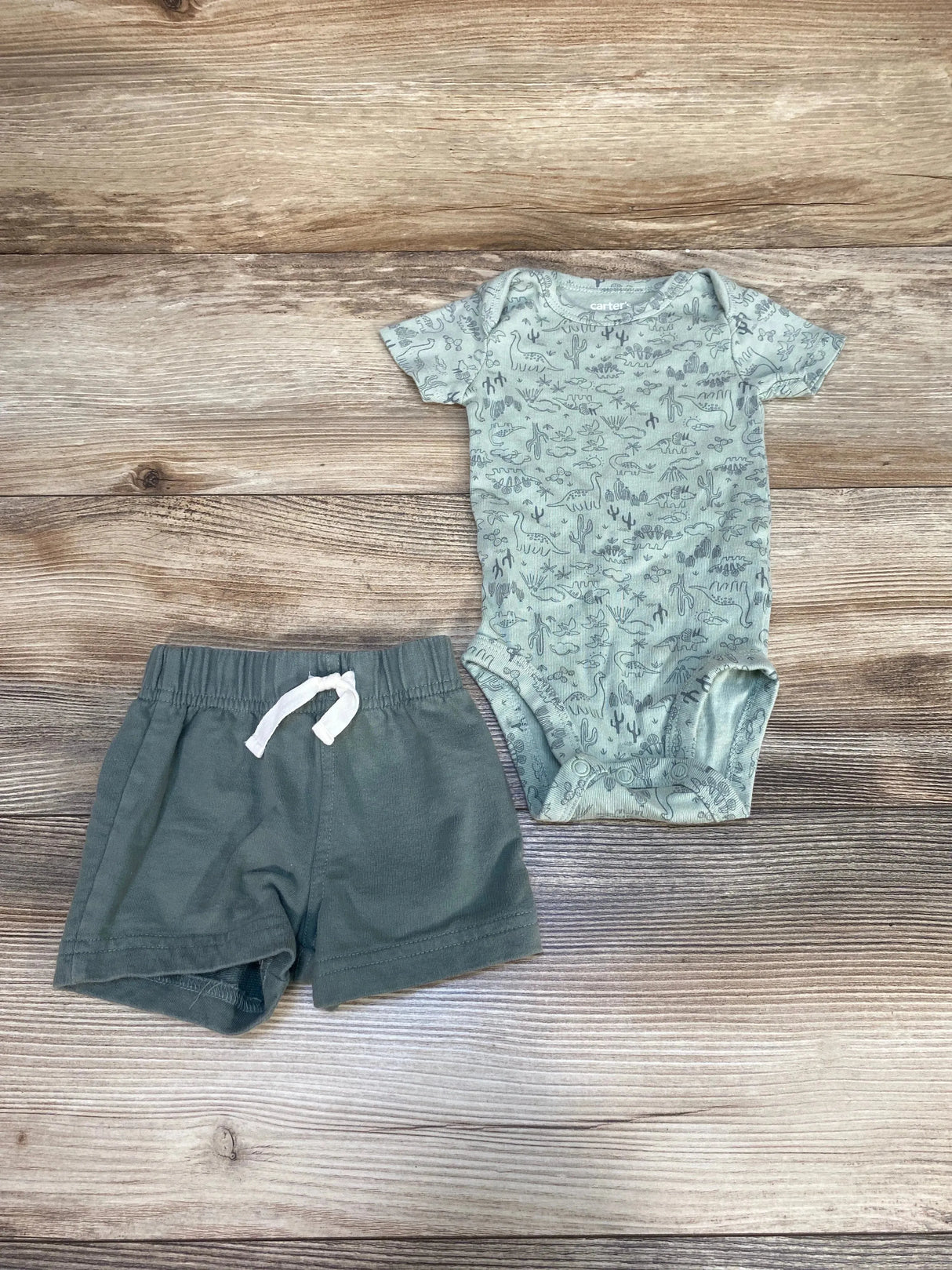 Just One You 2pc Dino Bodysuit & Shorts Green sz 3m