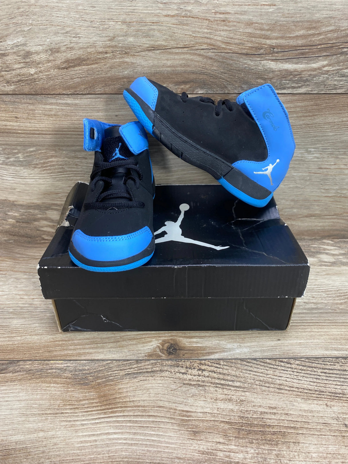 NEW Nike Air Jordan Melo Carmelo Sneakers sz 9c