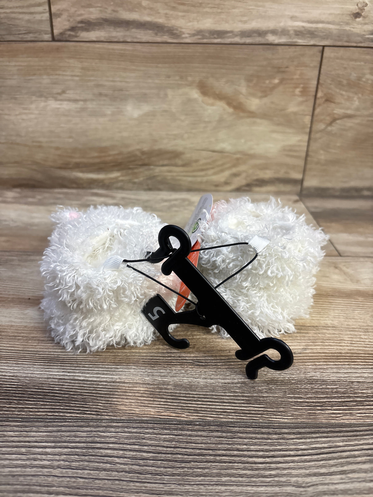 NEW Wonder Nation Sheep Slippers White sz 5c