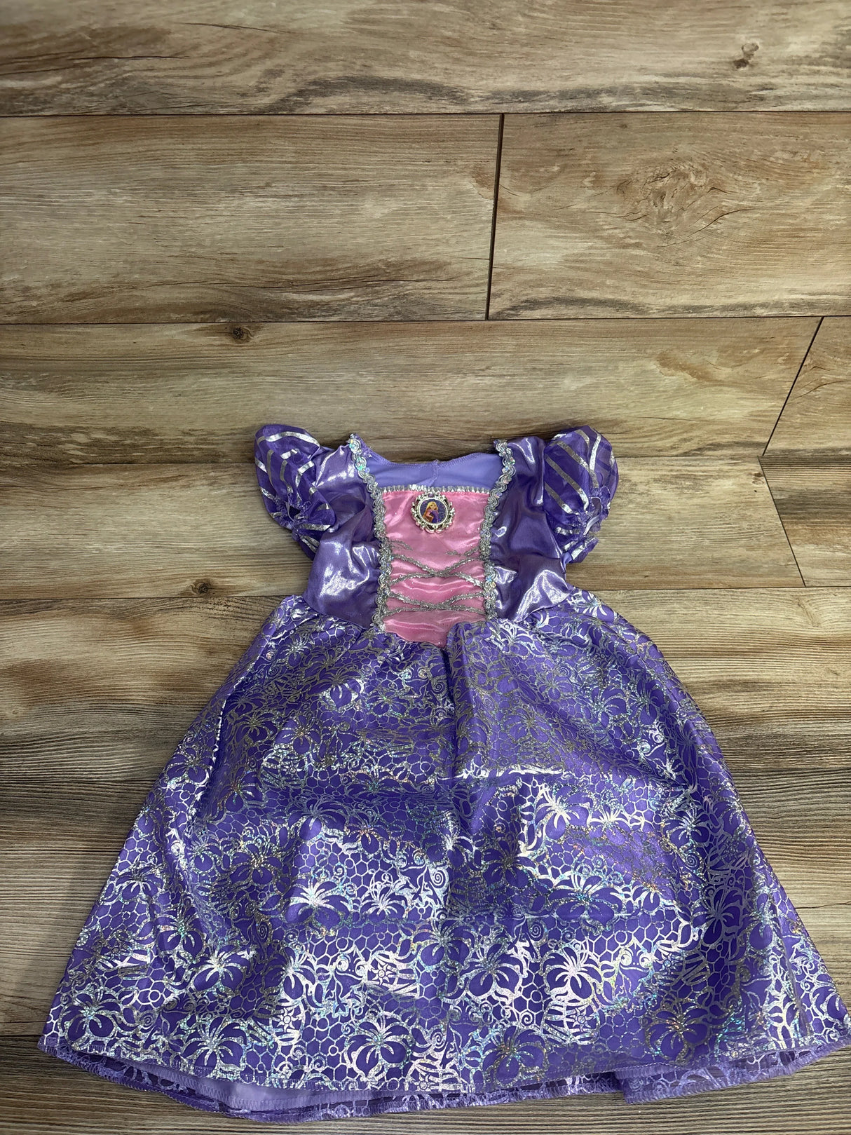 Rapunzel Metallic Costume Dress Lilac sz 4T-6