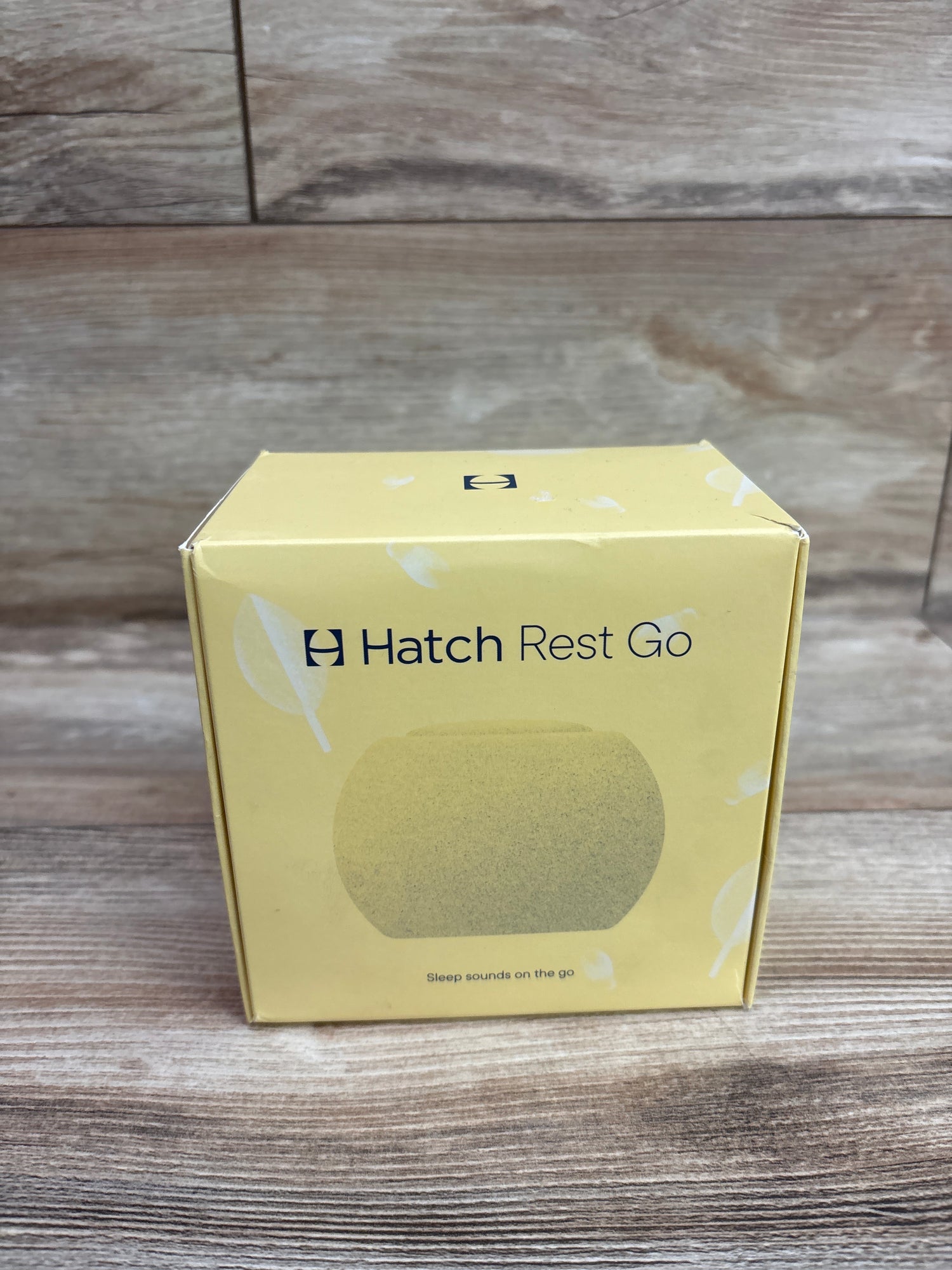 NEW Hatch Rest Go Portable Sound Machine & Sleep Soother in Honey