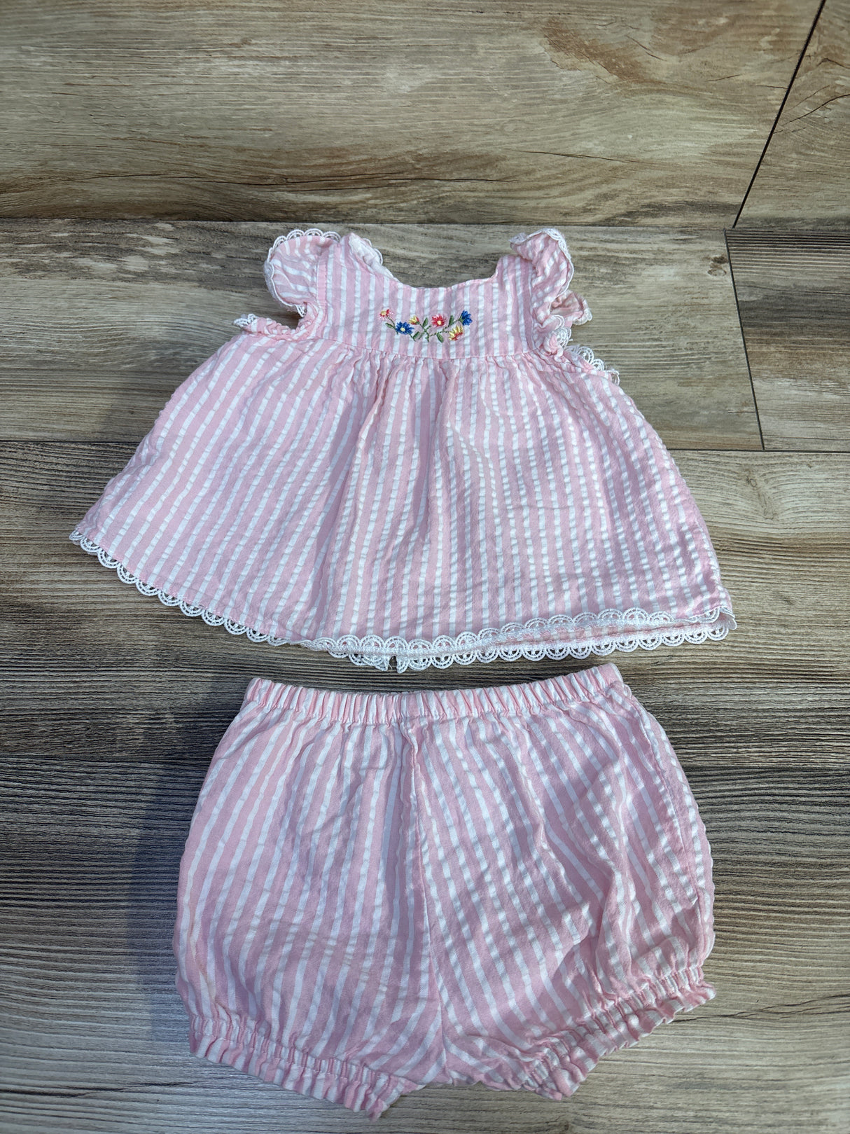 Little Me 2pc Striped Seersucker Embroidered Top & Shorts Set Pink sz 6m