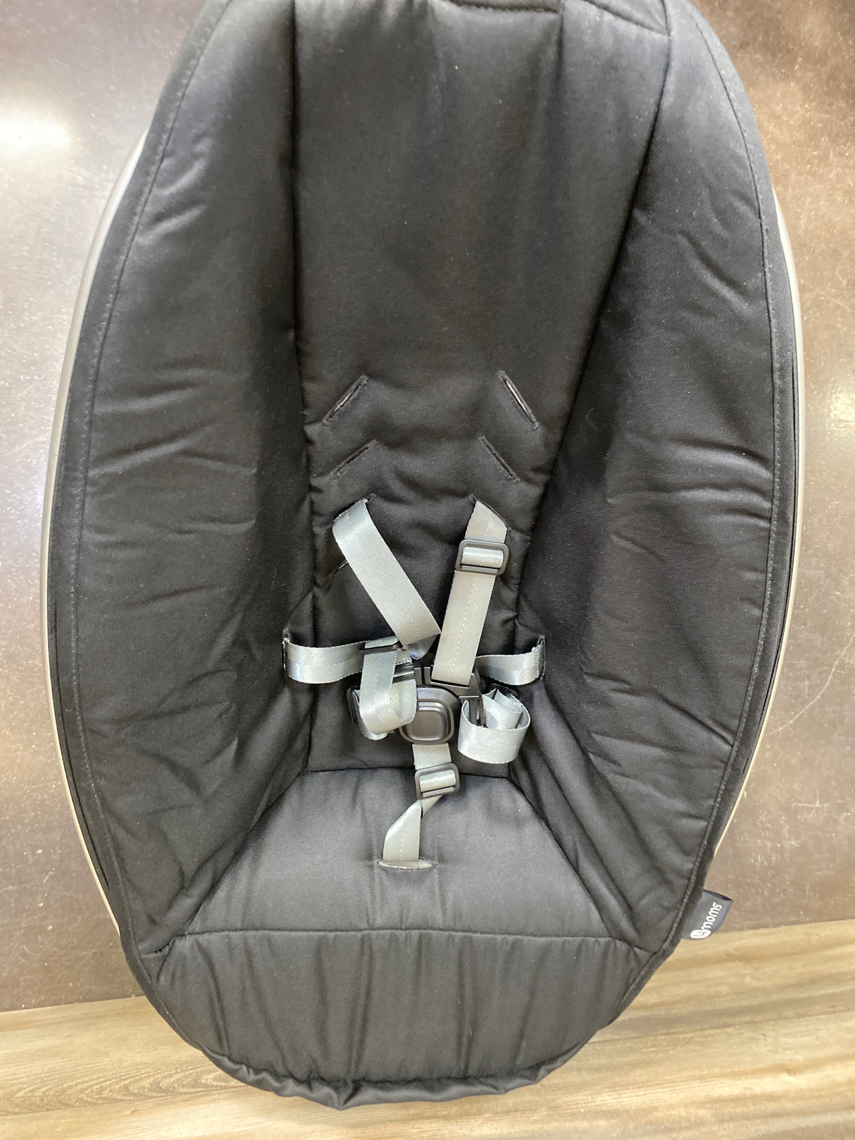 4moms mamaRoo Multi-Motion Baby Swing in Black