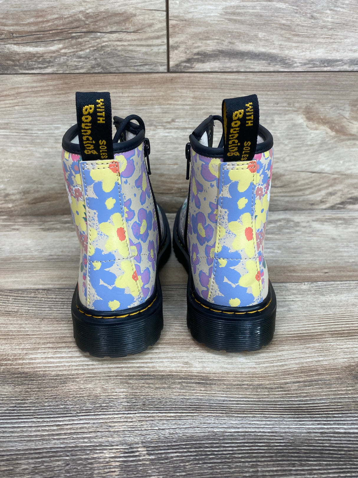 Dr. Martens Kids 1460 Floral Print Lace-Up Boots Sz 3Y