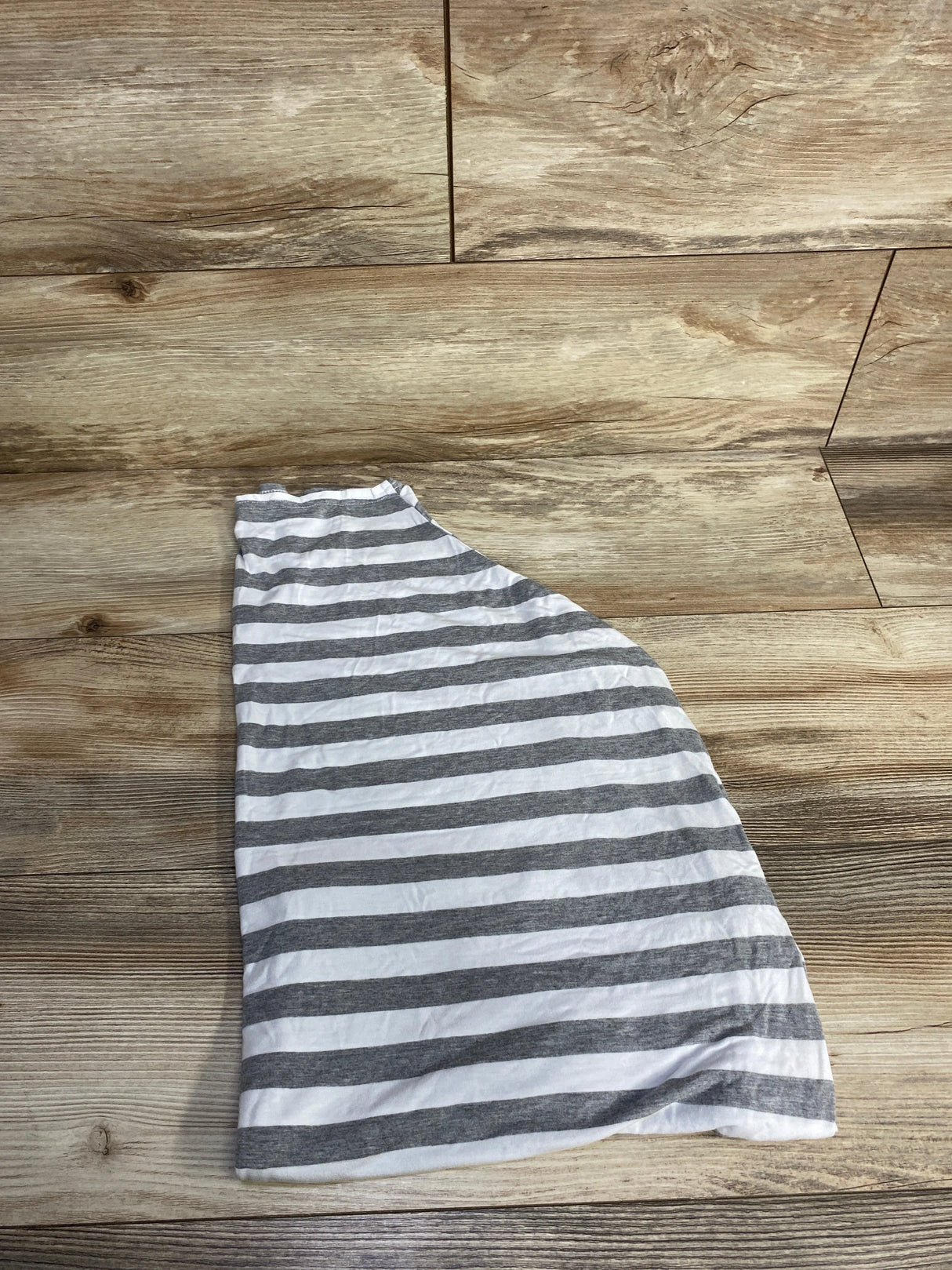 PROGOO Multi-Use Nursing Cover w/ Sack, Grey Stripes