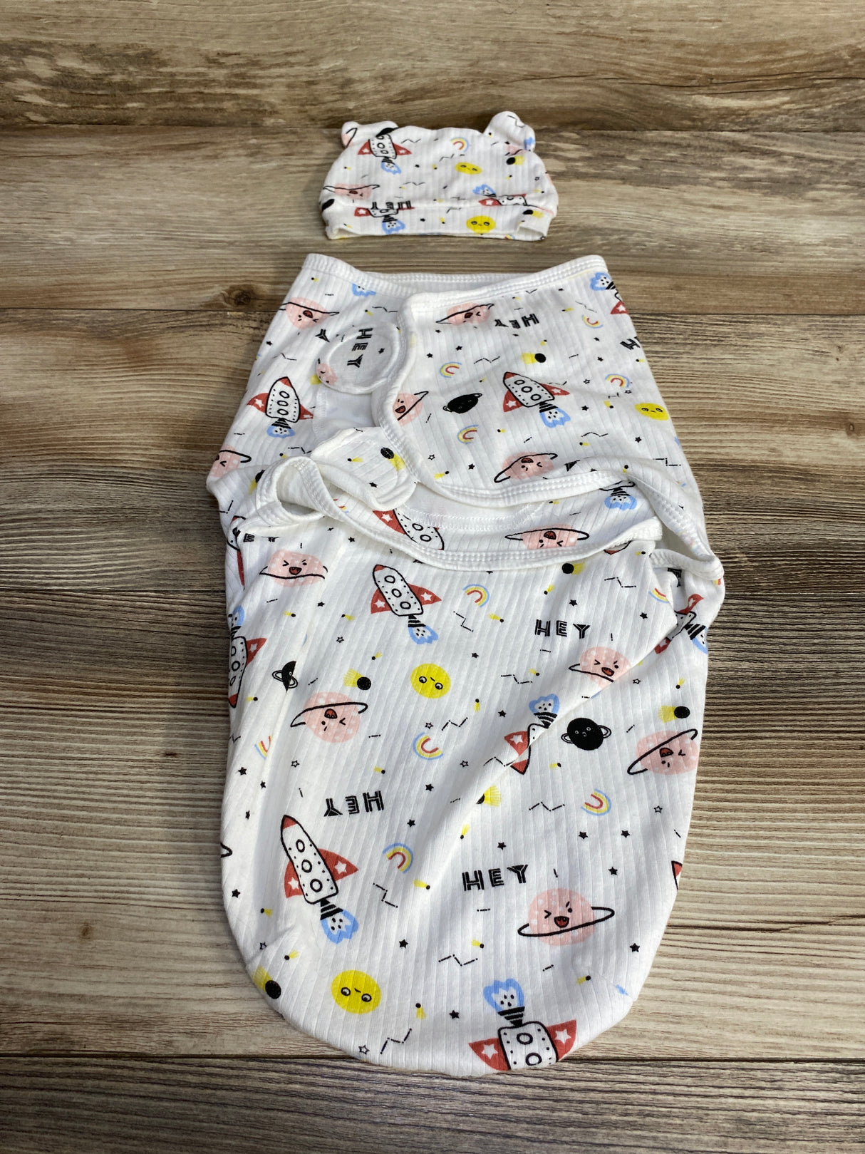 2pc Space Swaddle Wrap & Hat White sz Newborn