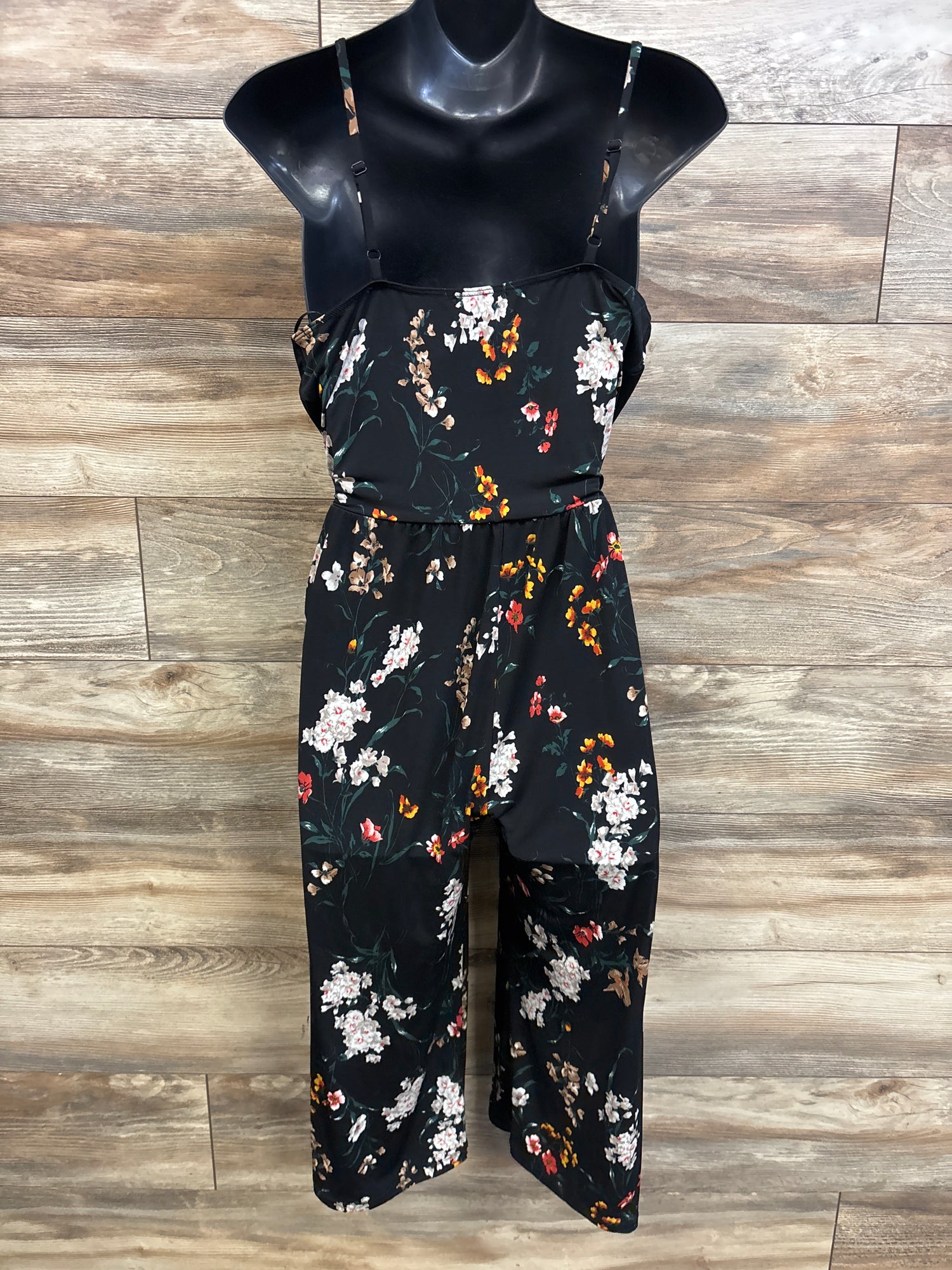 Kaileigh Maternity Sleeveless Floral Jumpsuit Black sz Medium