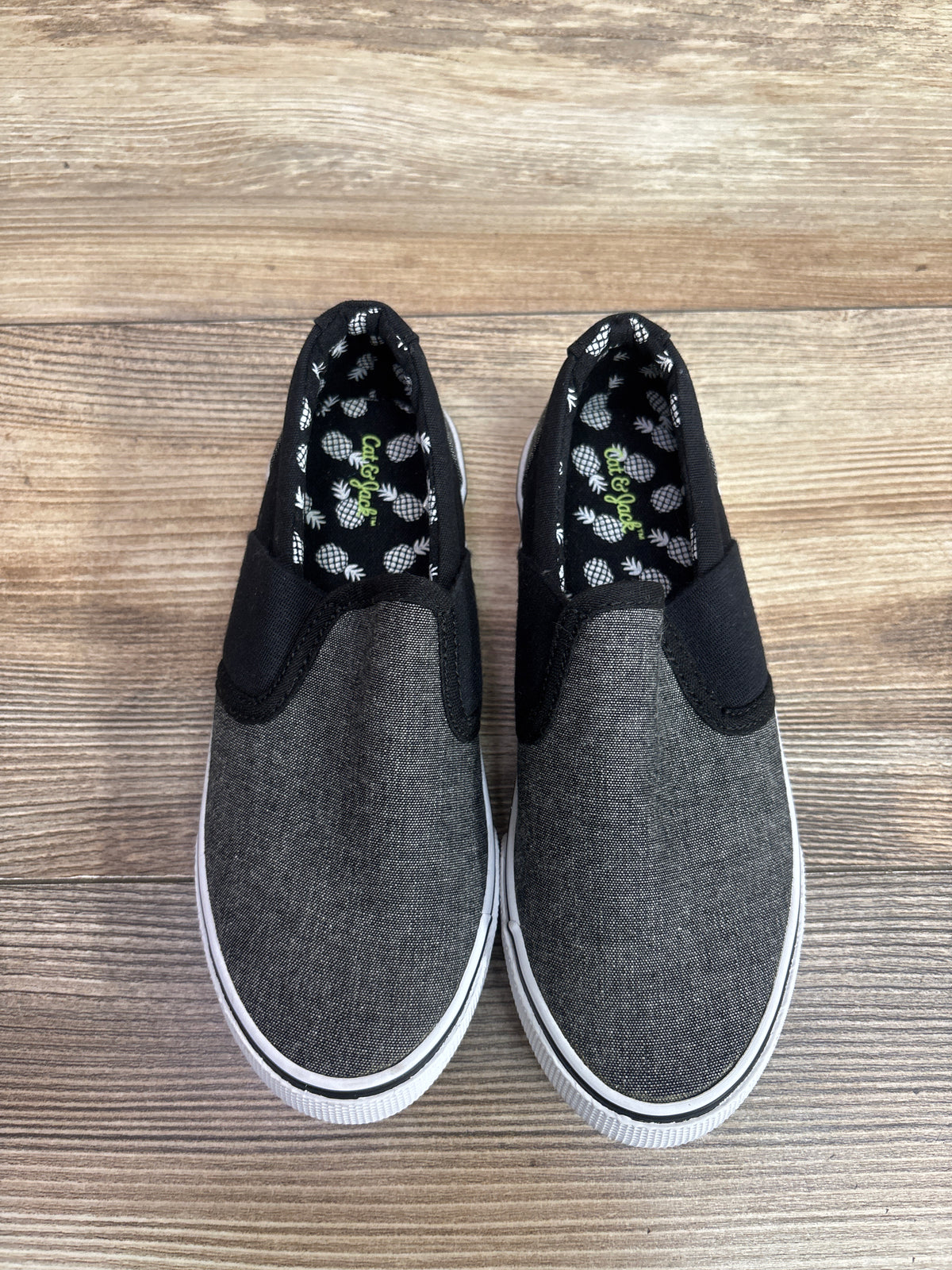 Cat & Jack Canvas Slip-On Sneakers Grey sz 13c