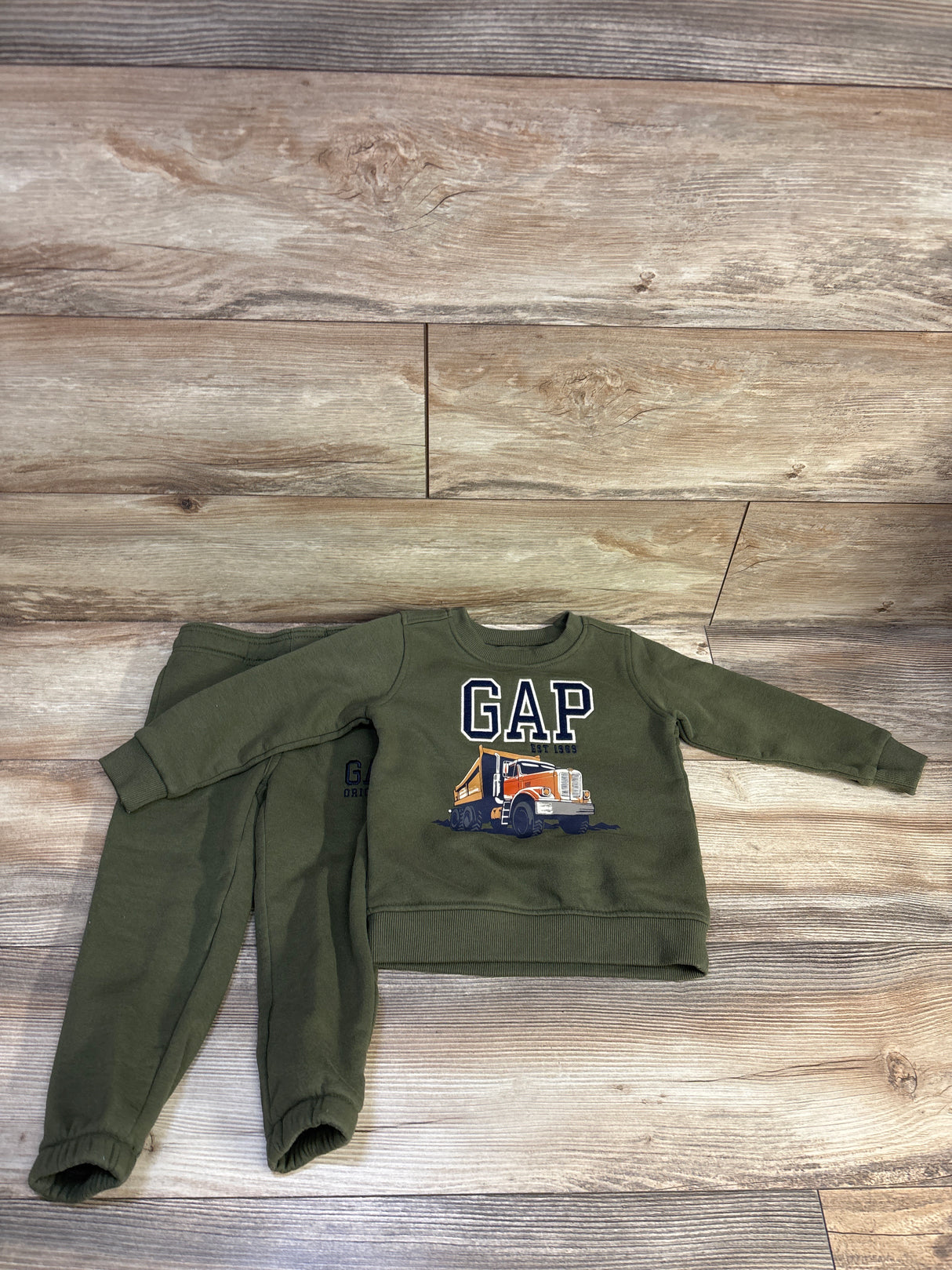 Baby Gap 2pc Pullover Sweatshirt & Pants Set Green sz 3T