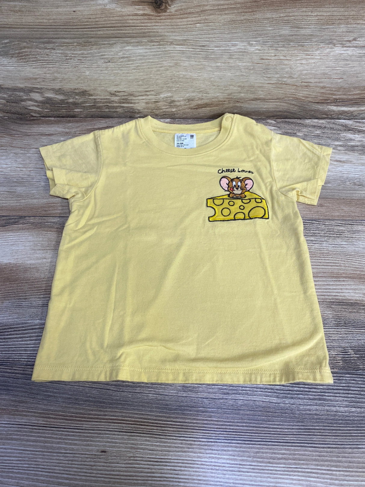 Uniqlo Cheese Lover Shirt Yellow sz 18-24m
