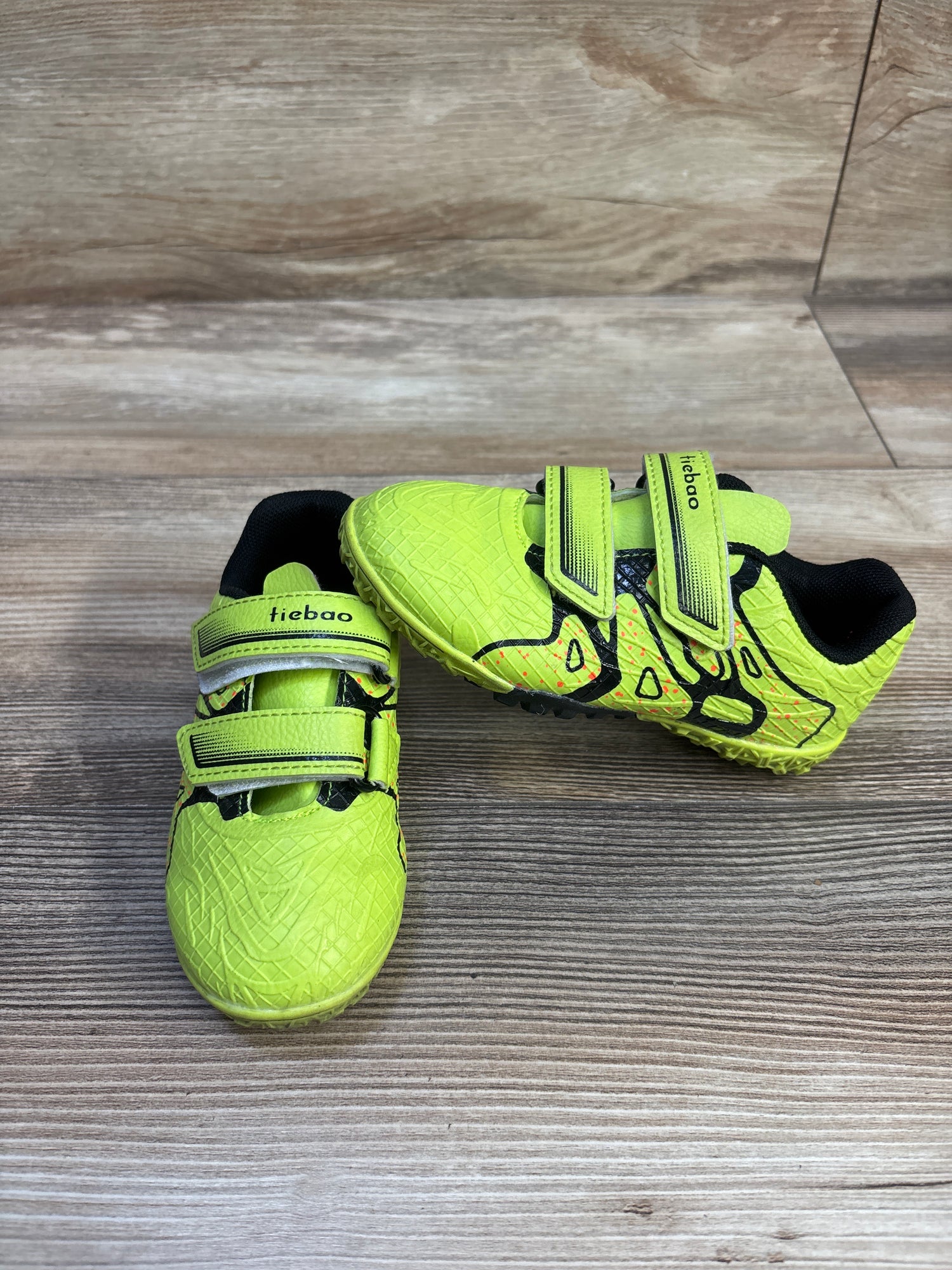 Tiebao Soccer Cleats Lime Green sz 8c