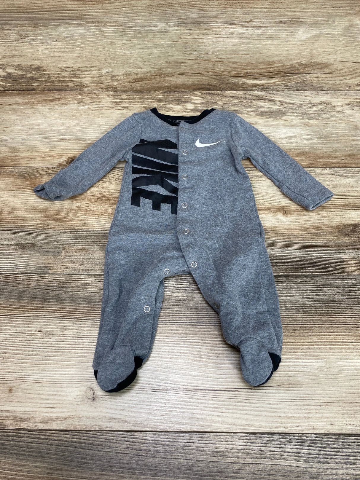 Nike Logo Sleeper Grey sz 3m