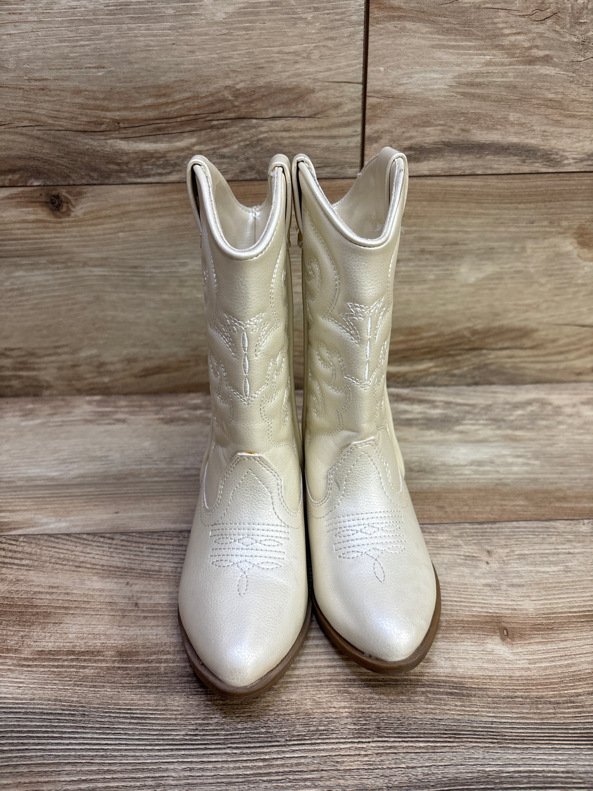 Tucker + Tate Cassidy Cowgirl Boots Pearl sz 11c