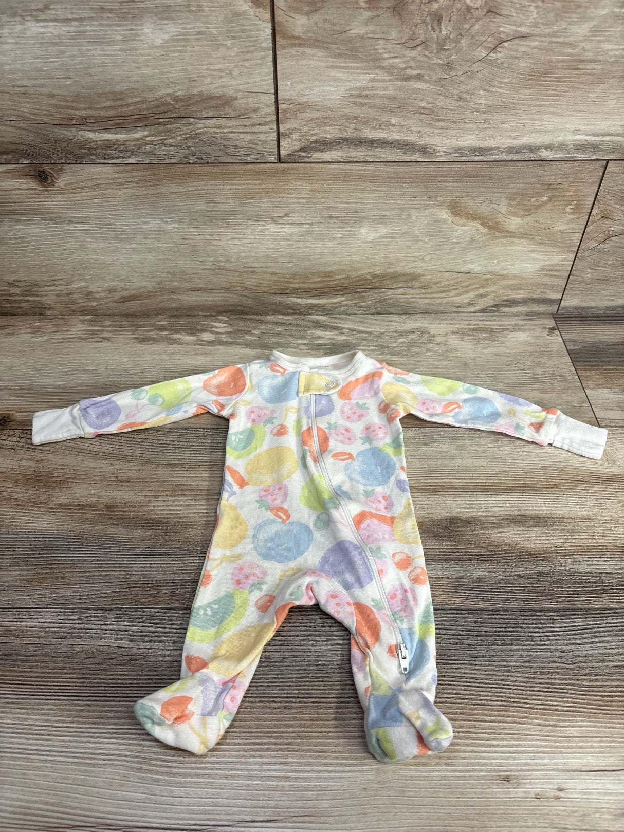 Member's Mark Fruit Print Sleeper Ivory sz Newborn