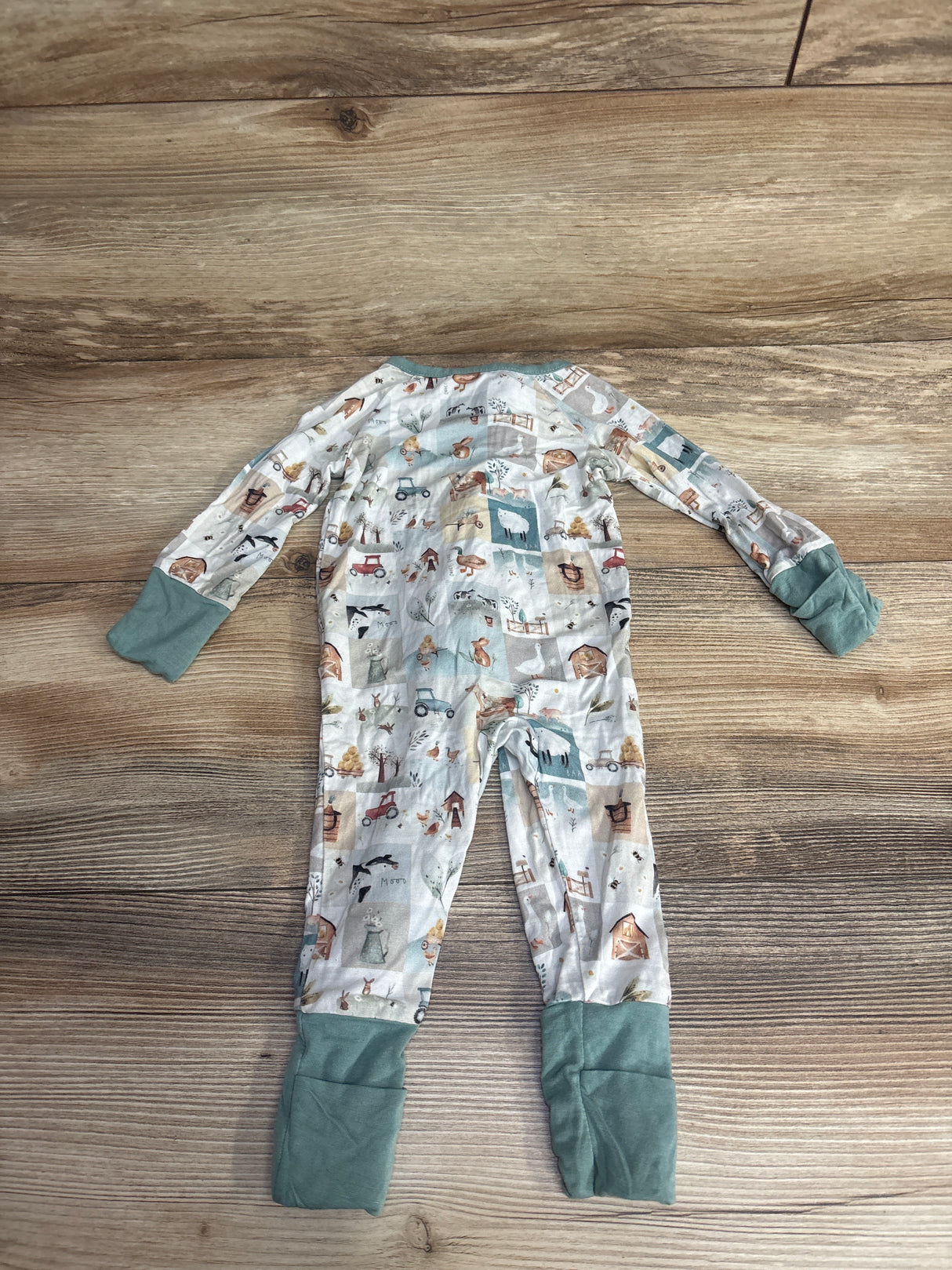 Bamboo Farm Sleeper White sz 0-3m
