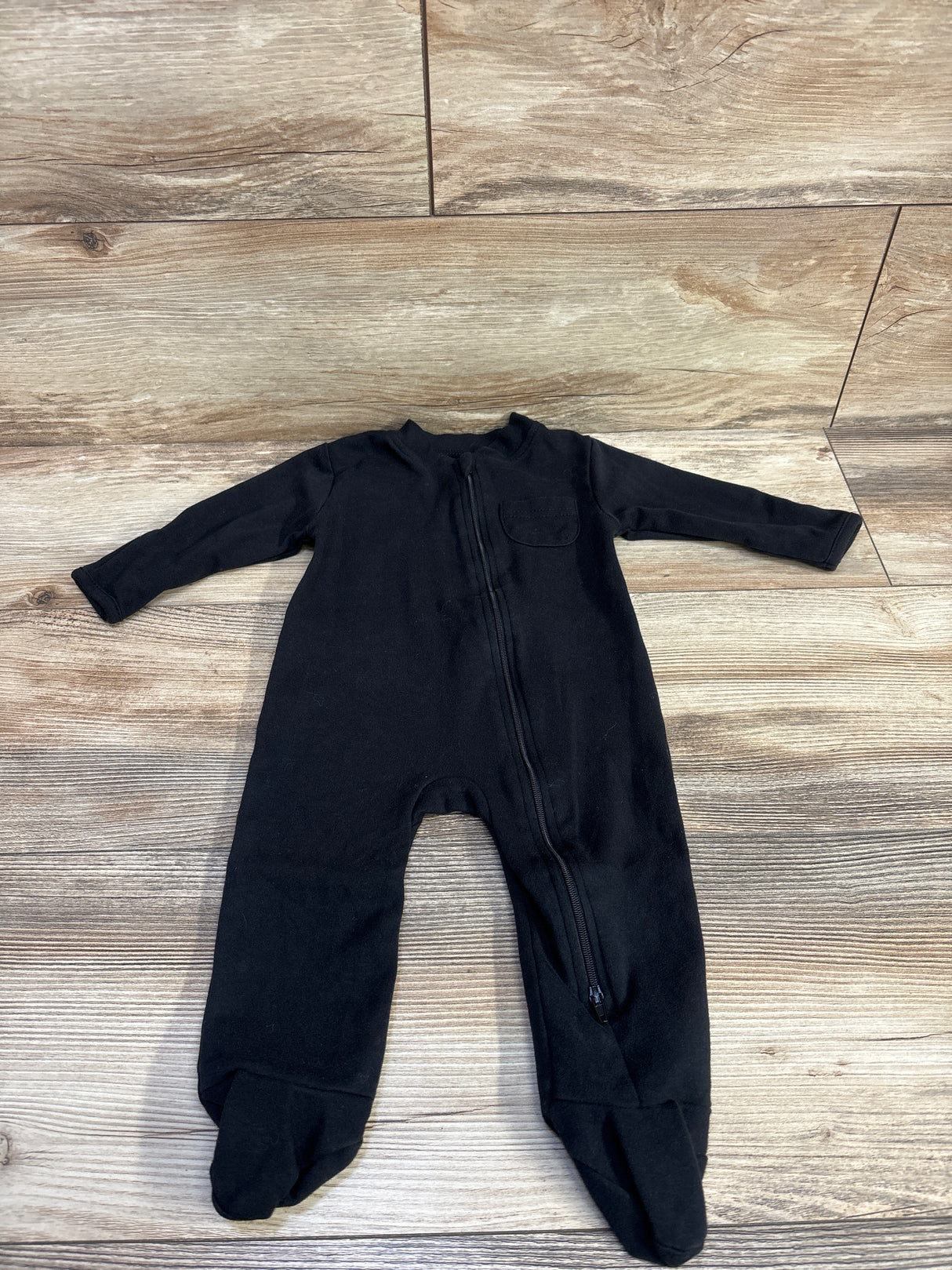 Solid Black Baby Sleeper sz 6-9m