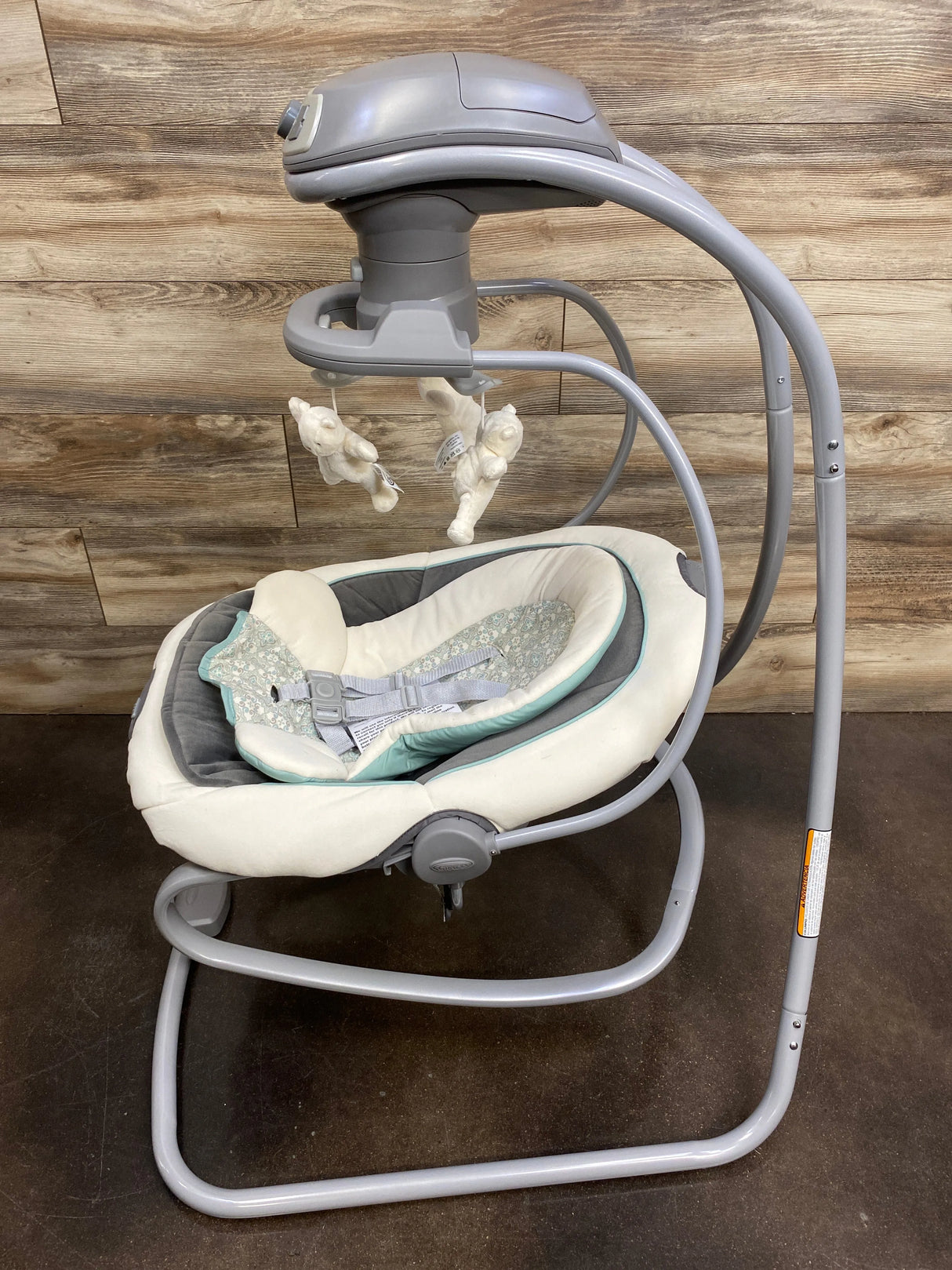 NEW Graco DuetSoothe Swing and Rocker in Winslet