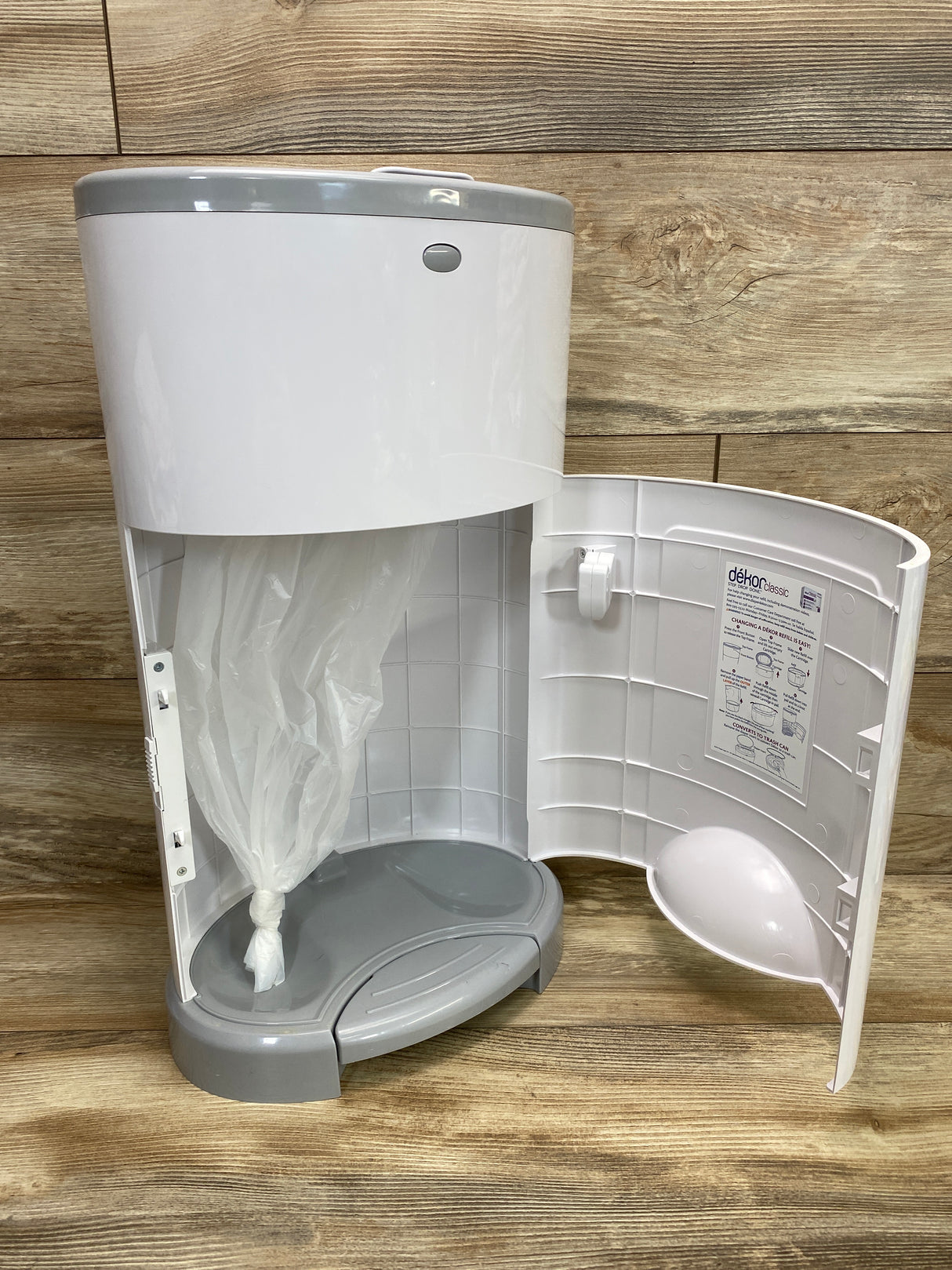 Dekor White Classic Hands-Free Diaper Pail