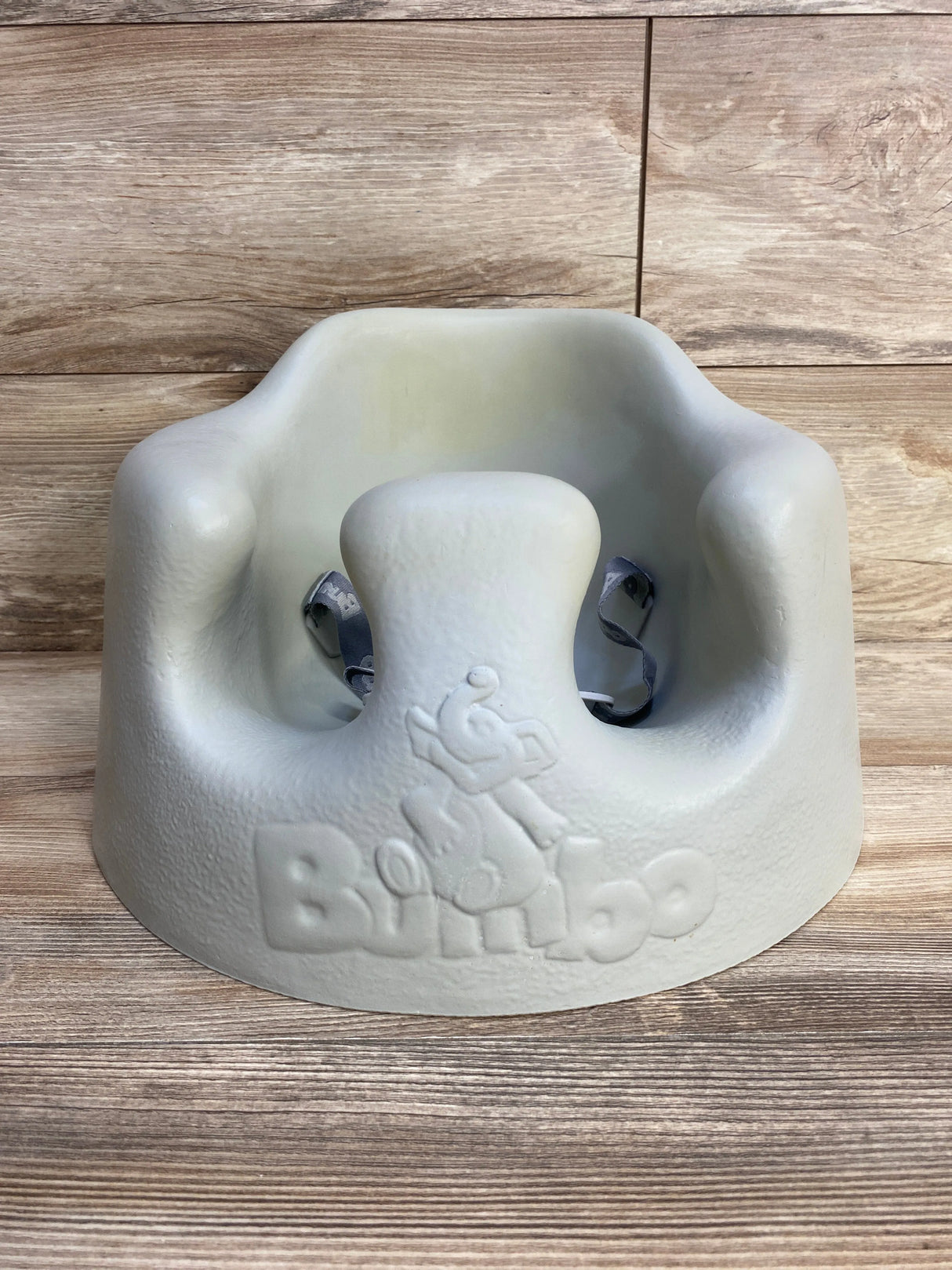 Bumbo Floor Seat in Grey