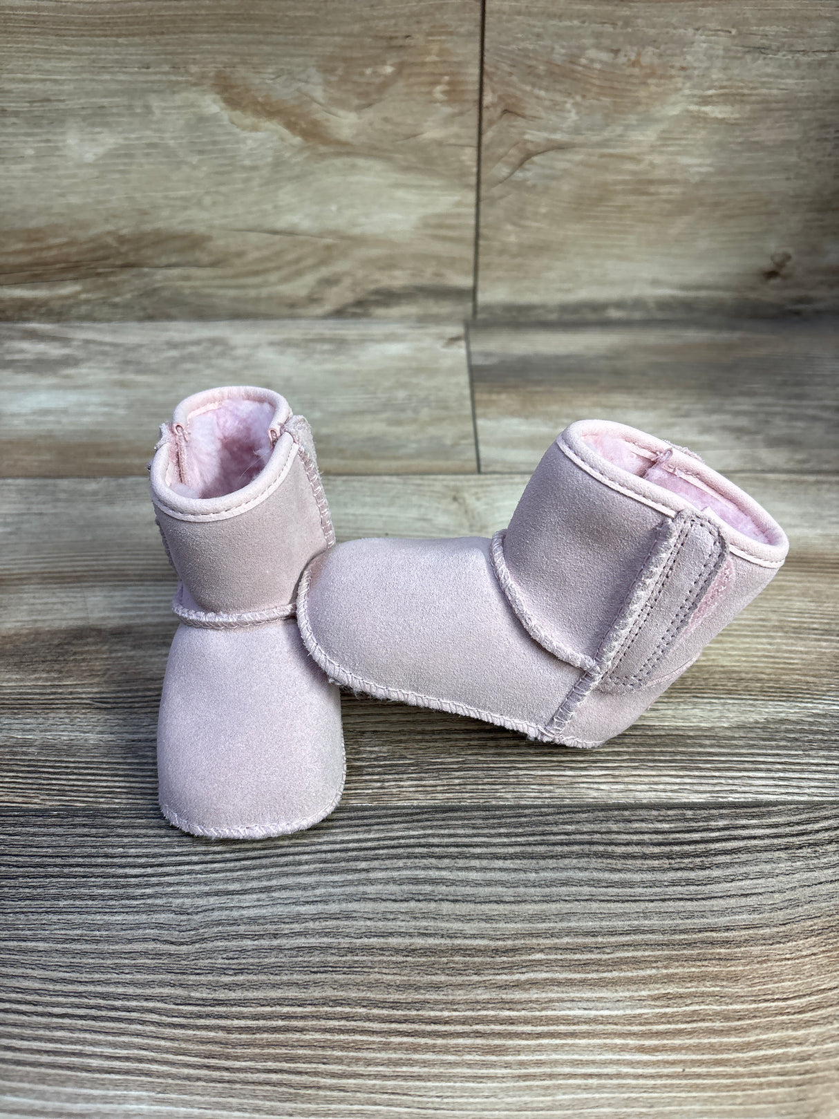 UGG Baby Classic Soft Sole Boots Pink sz 0/1c