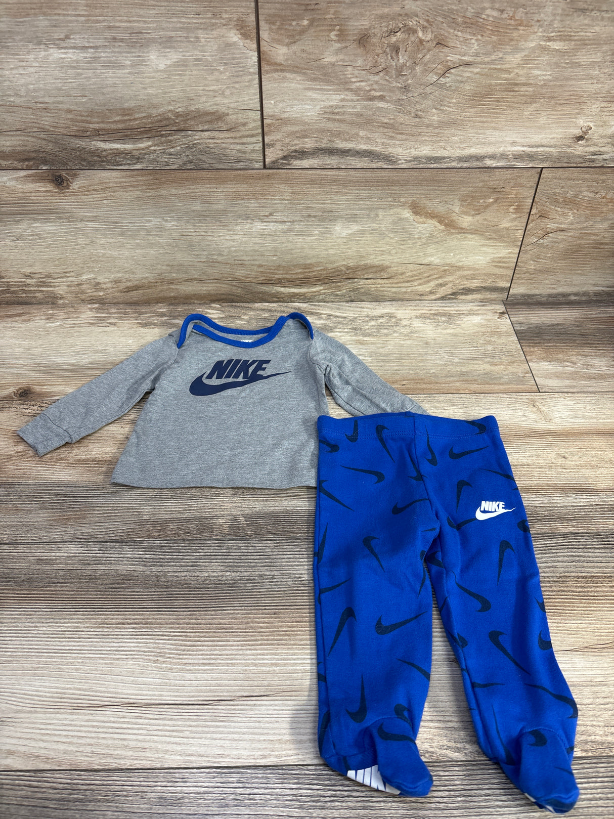 Nike 2pc Logo Long Sleeve & Footed Pants Set Grey sz 6m