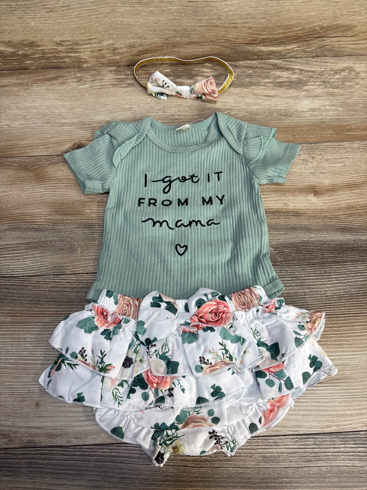 Mioglrie 3pc Ribbed I Get It From My Mama Bodysuit Set Sage sz 0-3m