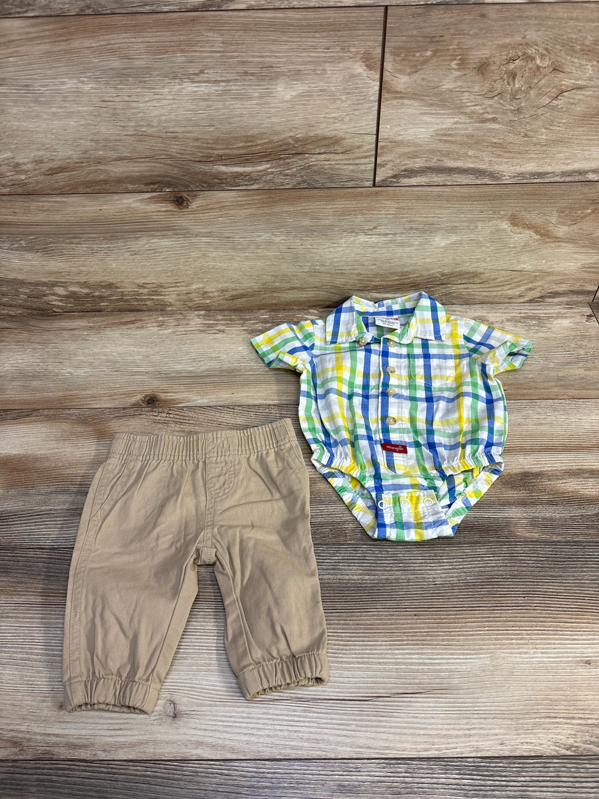 Wrangler Flannel Romper and Khaki Pants 2pc Set sz 3m