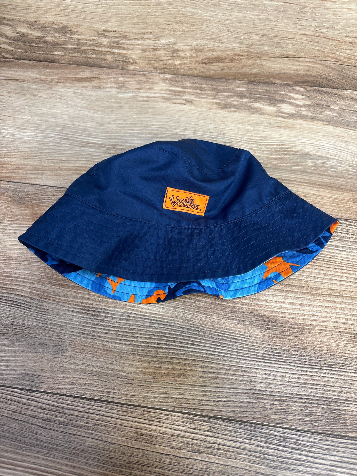 UV Skinz Reversible Bucket Hat Sharks/Navy 2T/3T