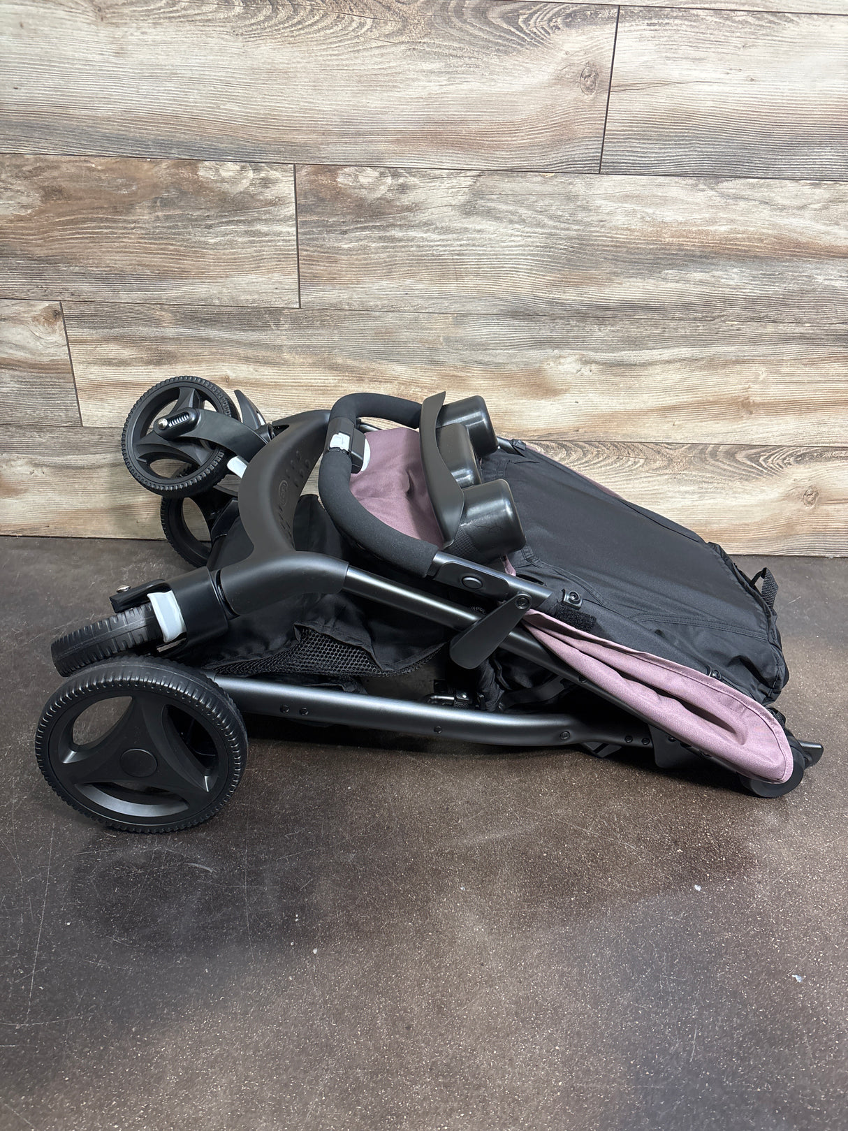 NEW Graco Verb Click Connect Travel System with SnugRide Infant Car Seat in EVA Fashion