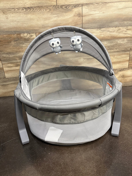 NEW Safety 1st Sleepy Traveler Infant Bassinet in Dreamscape - Me n Mommy To Be