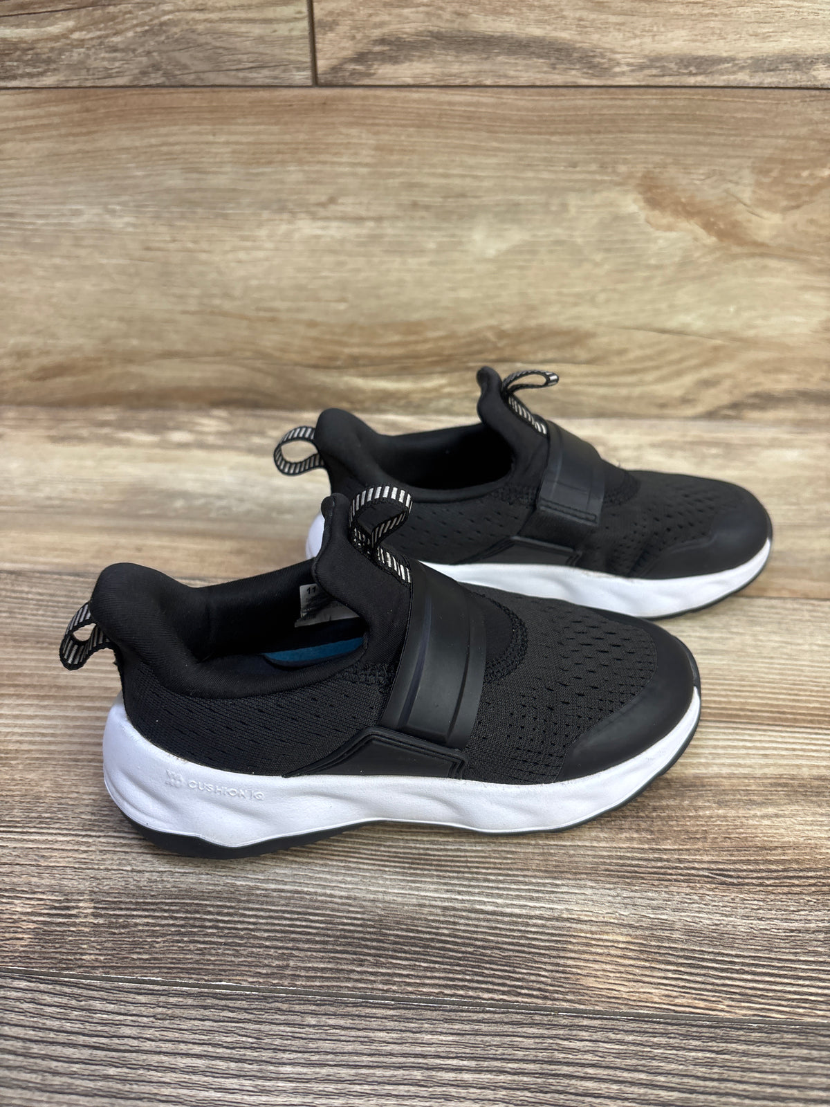 All In Motion Dannie Slip-On Performance Sneakers Black sz 11c