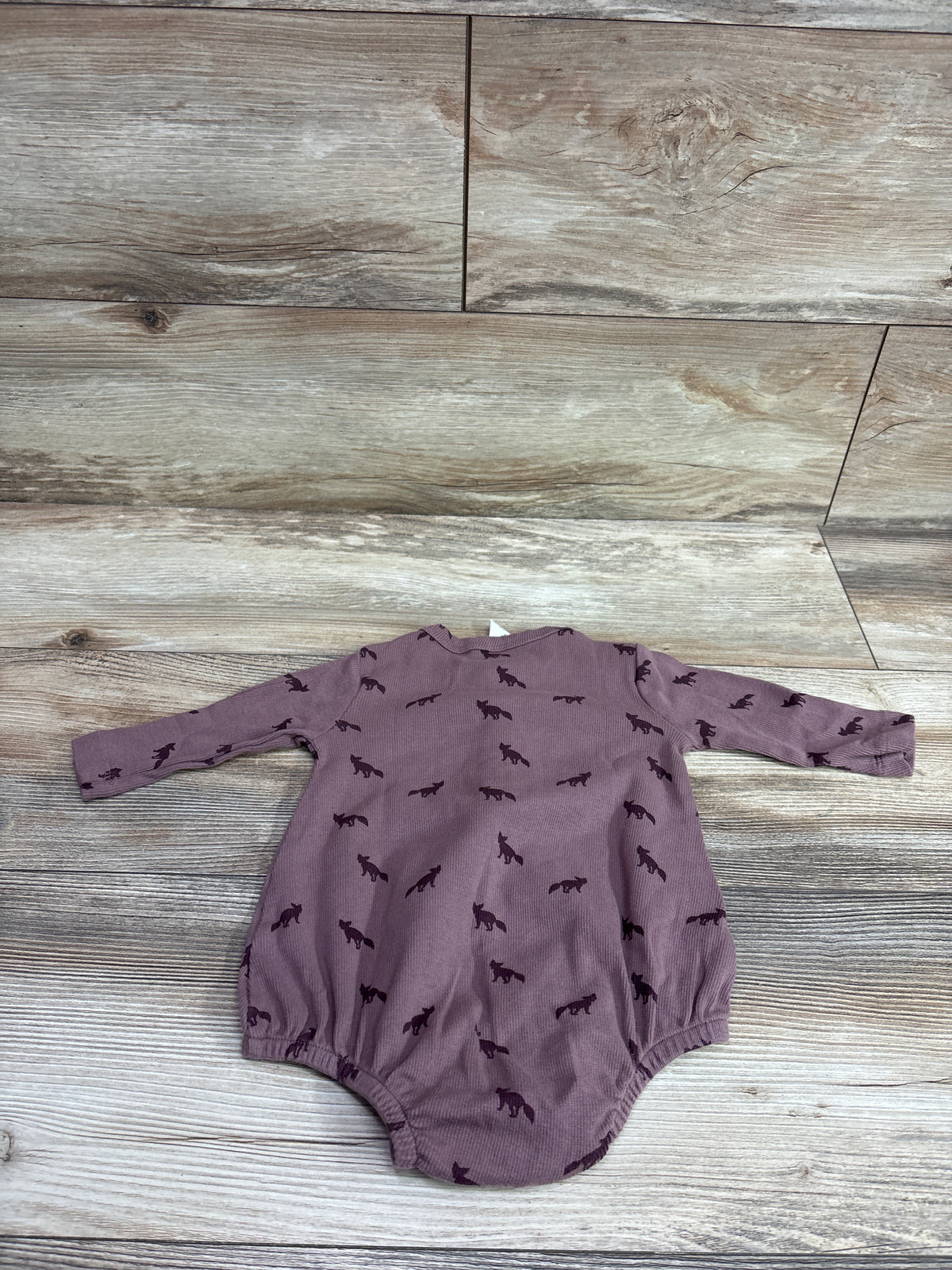 Kate Quinn Long Sleeve Ribbed Henley Bubble Romper Purple sz 6-12m