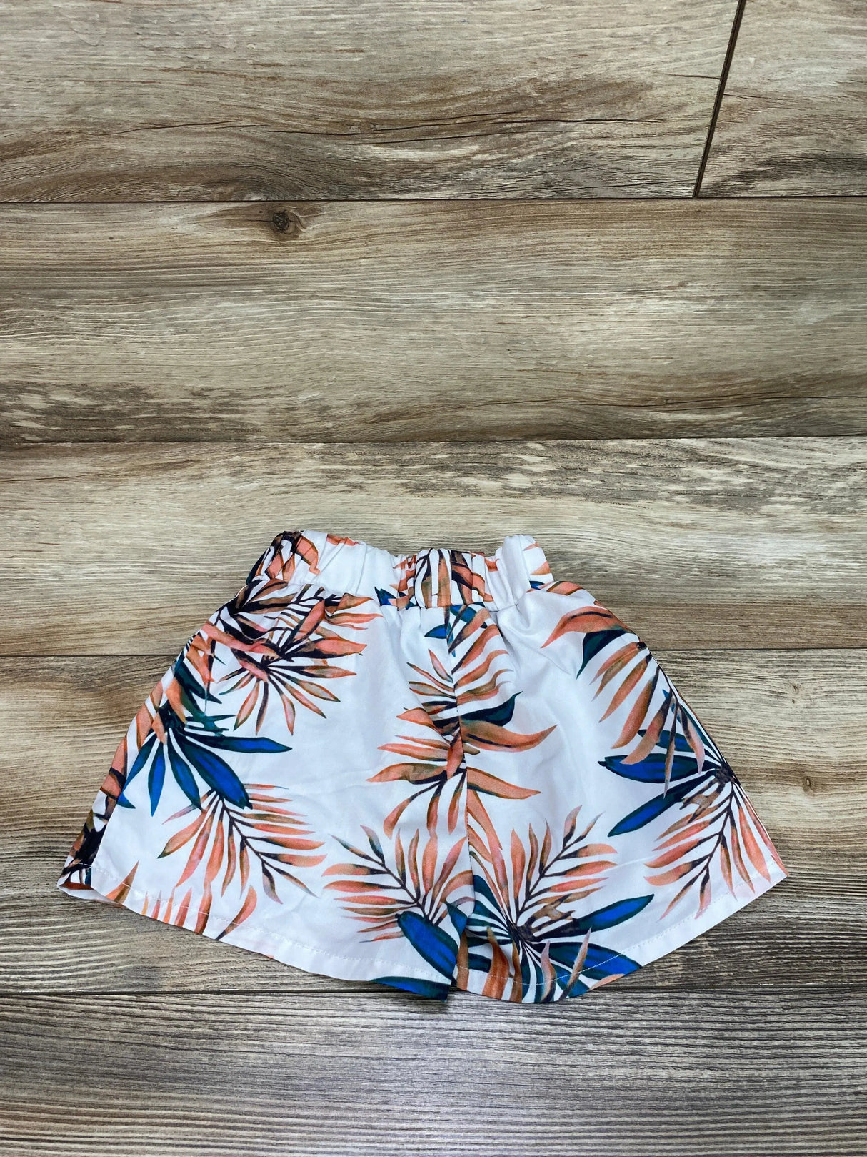 White Tropical Shorts sz 3T - Me 'n Mommy To Be