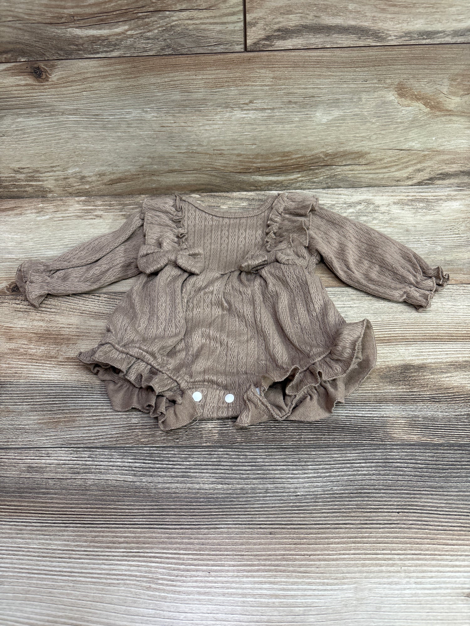 Generic Knit Long Sleeve Bow Bubble Romper Tan sz 0-3m