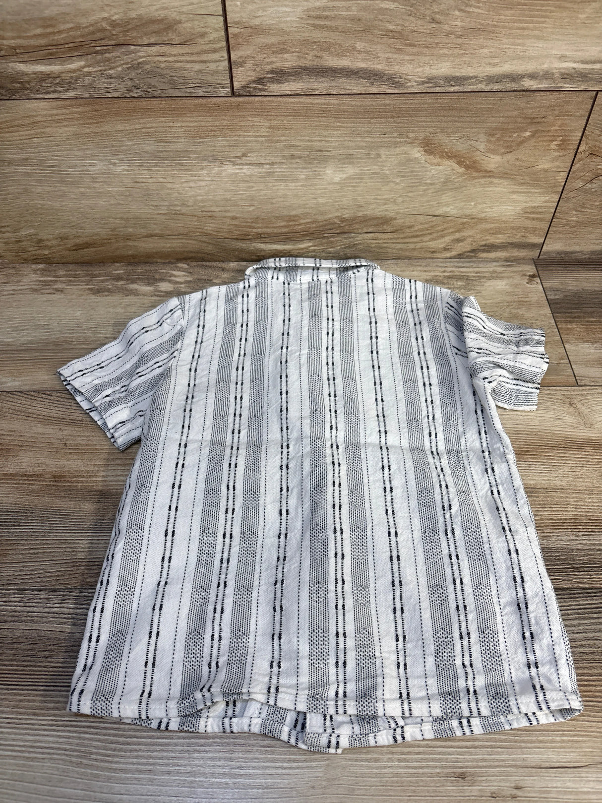 Cat & Jack Button Up Textured Shirt White sz 5T