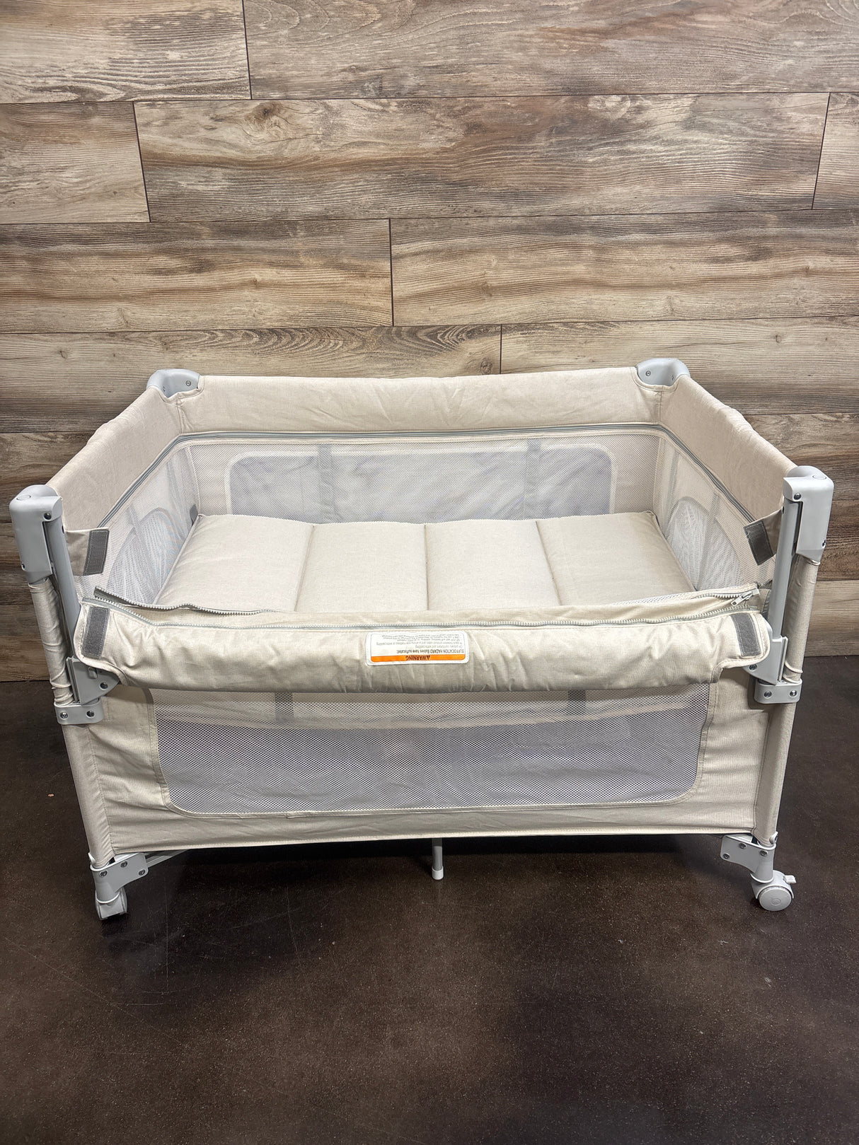 TinyGlow 3-in-1 Pack & Play/Baby Bassinet/Bedside Sleeper Beige