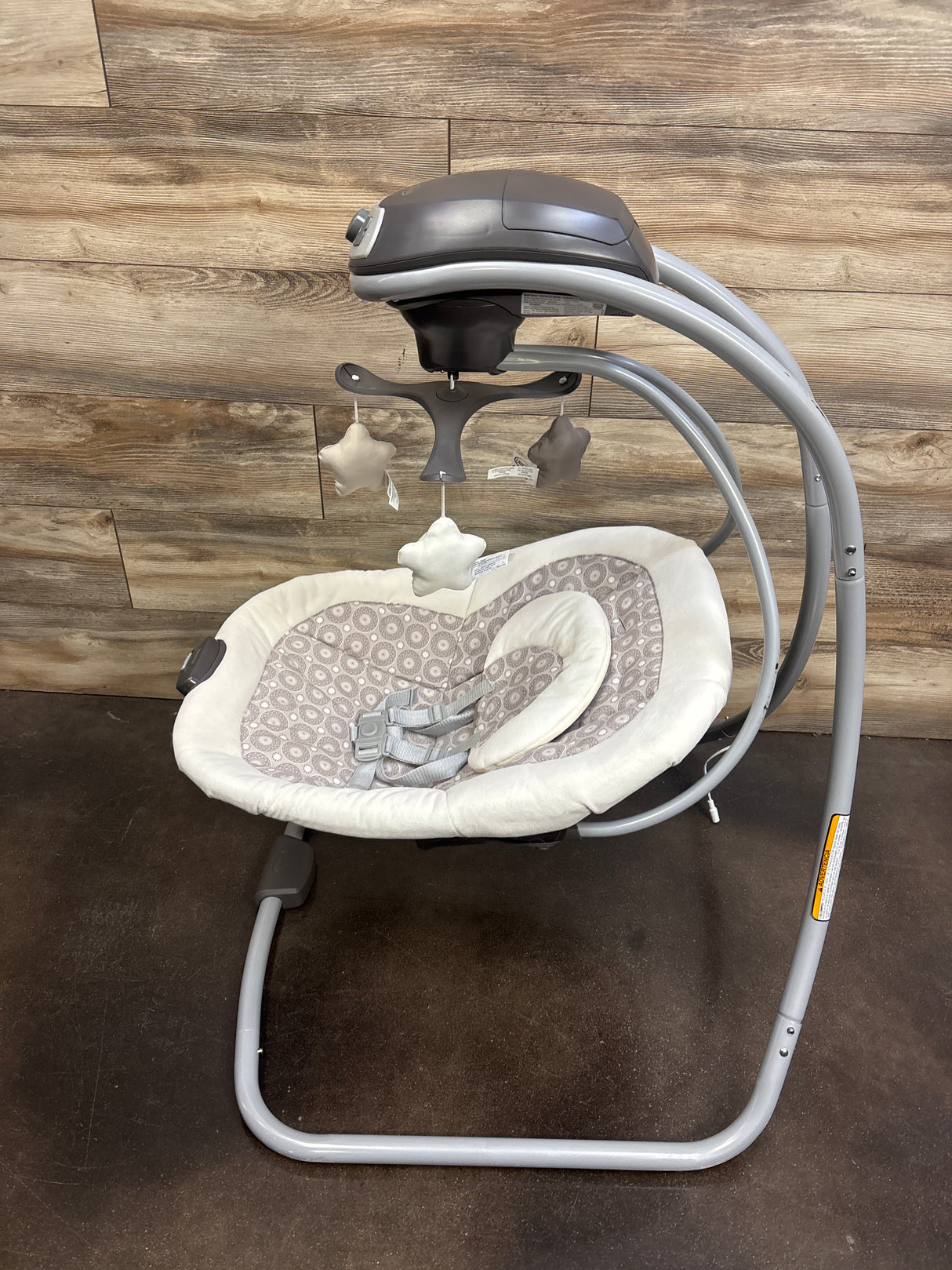 Graco Simple Sway Baby Swing in Beige