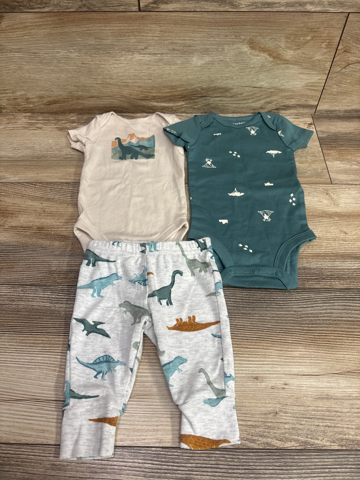 Child Of Mine 3pc Bodysuit & Pants Set Green sz 0-3m