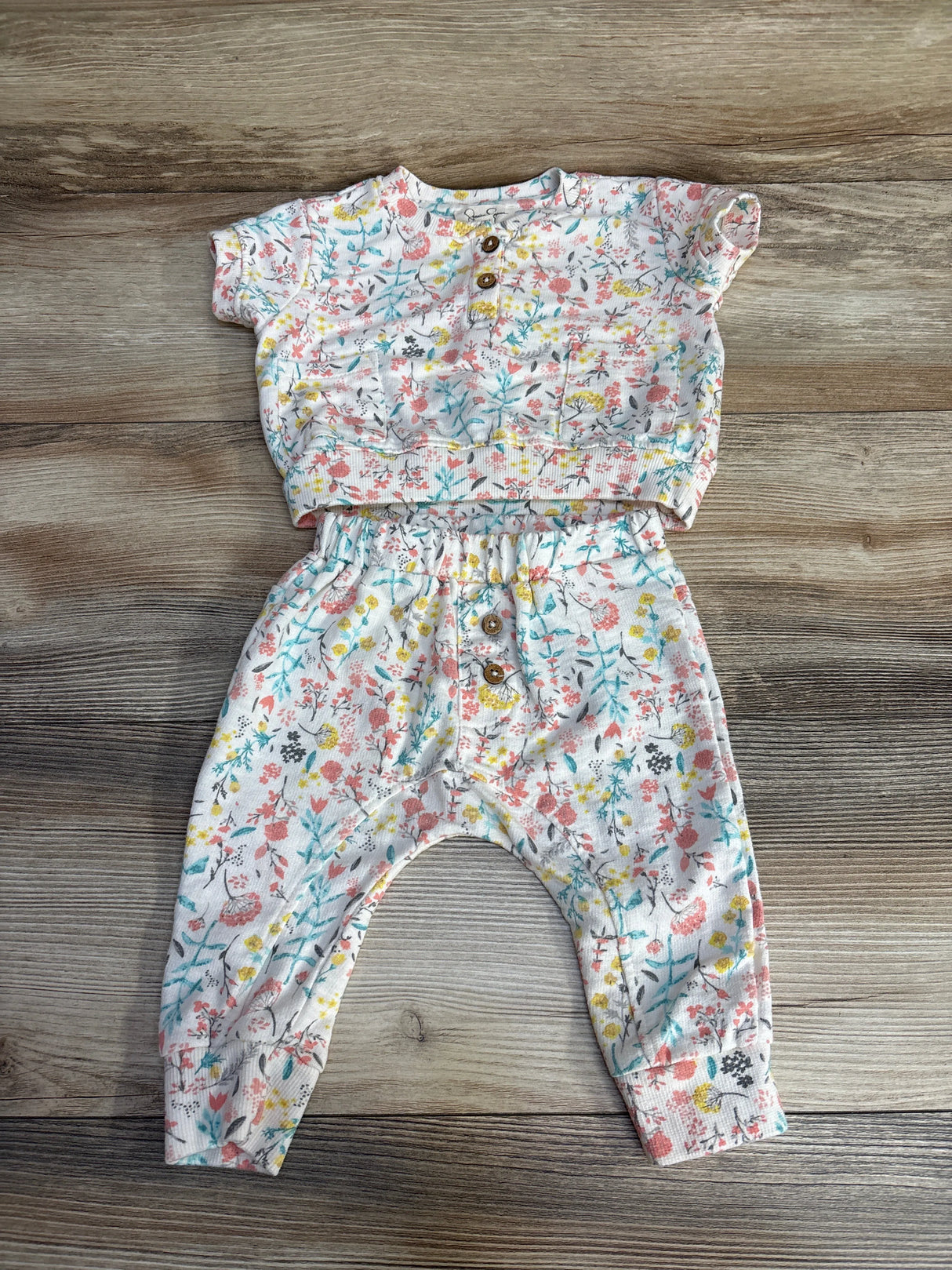 Jessica Simpson 2pc Floral Shirt & Pants White sz 3-6m - Me n Mommy To Be