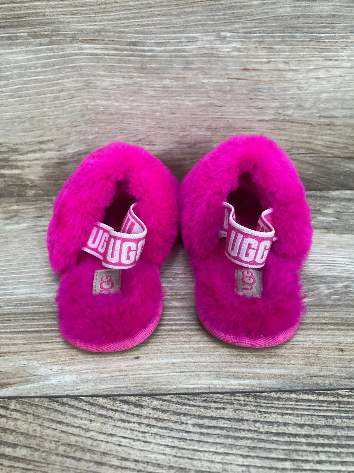 UGG Fluff Yeah Slides Hot Pink Sz 8c