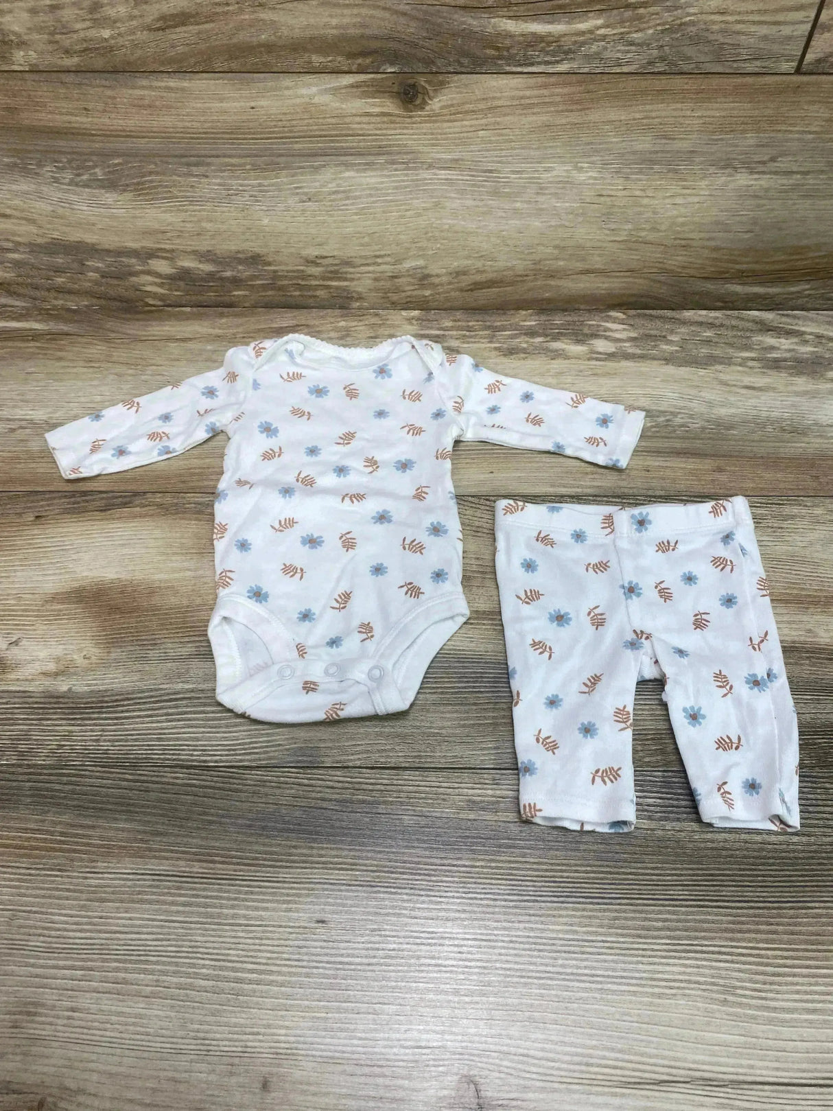 Just One You 2pc Floral Bodysuit & Pants White sz Newborn