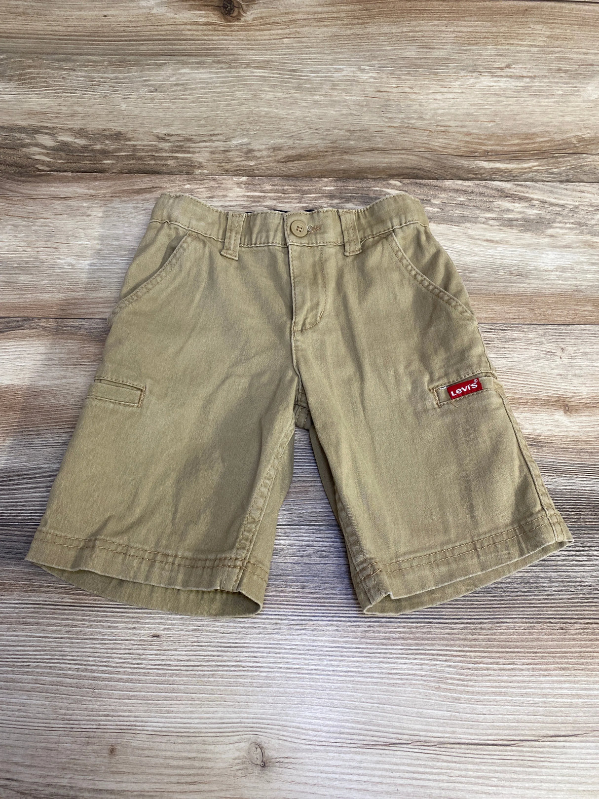 Levi's Shorts Tan sz 5/6