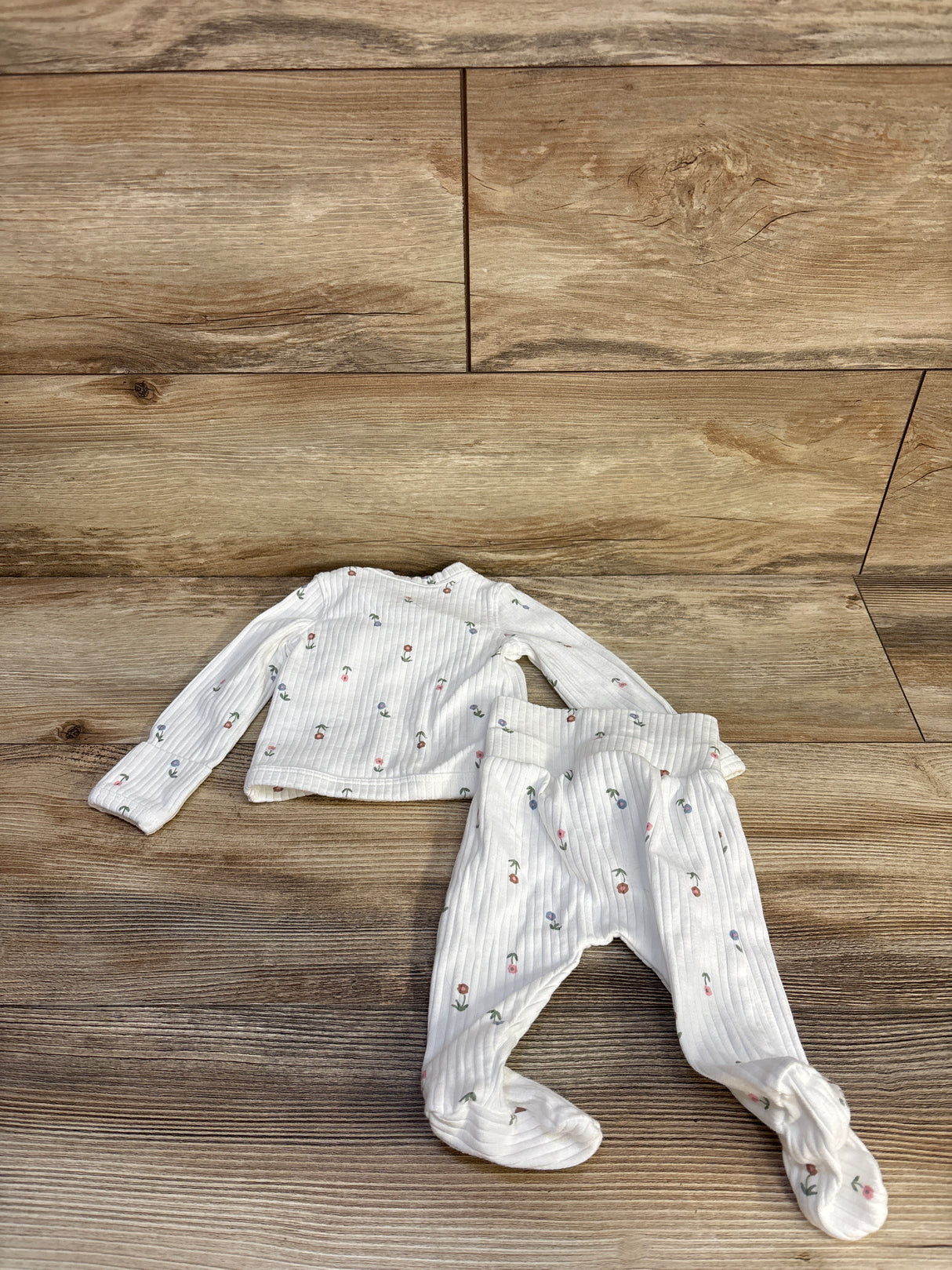 Just One You 2pc Ribbed Floral Kimono Top & Bottoms White sz Newborn