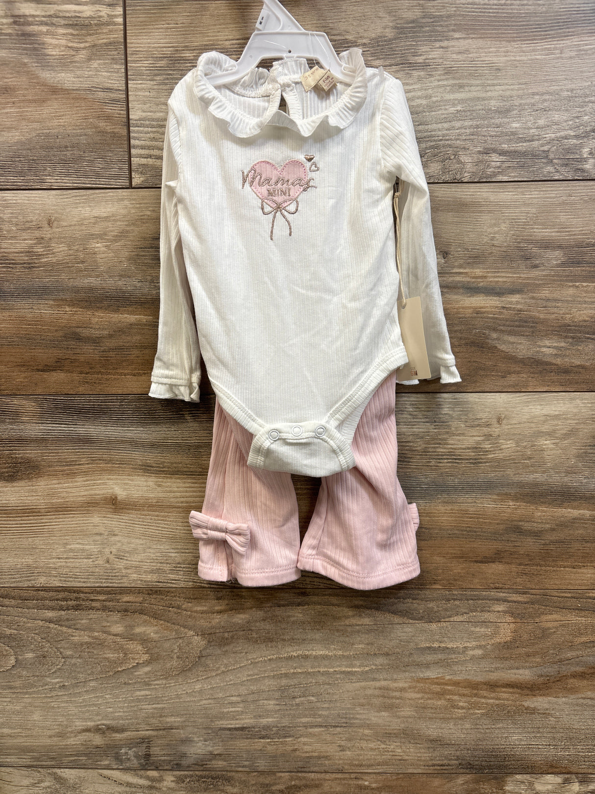 NEW Btween Baby 3pc Mama's Mini Bodysuit, Pants, & Headband Set White sz 6m
