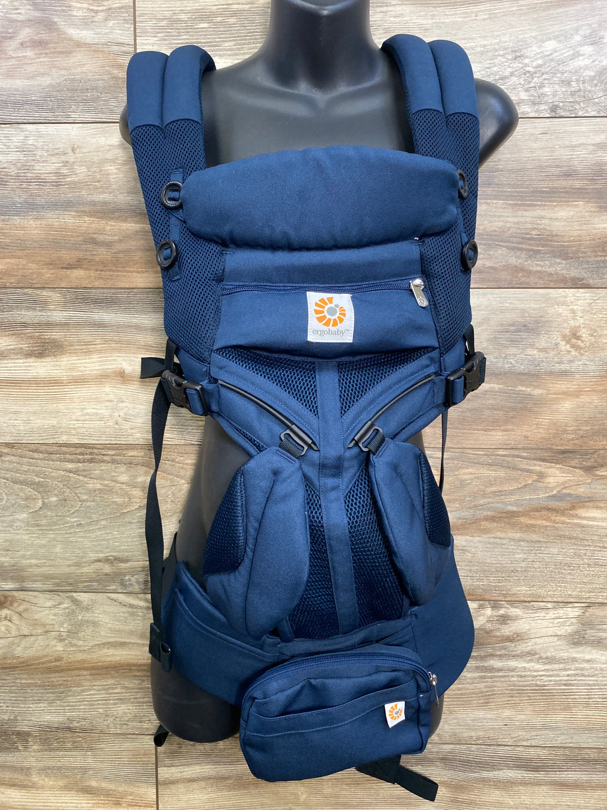 Ergobaby Omni 360 Cool Air Mesh in Midnight Blue