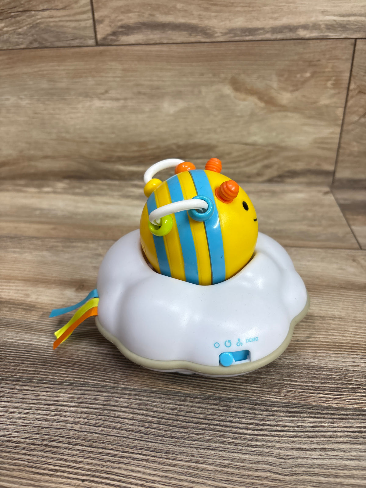 Skip Hop Explore & More Follow-Bee